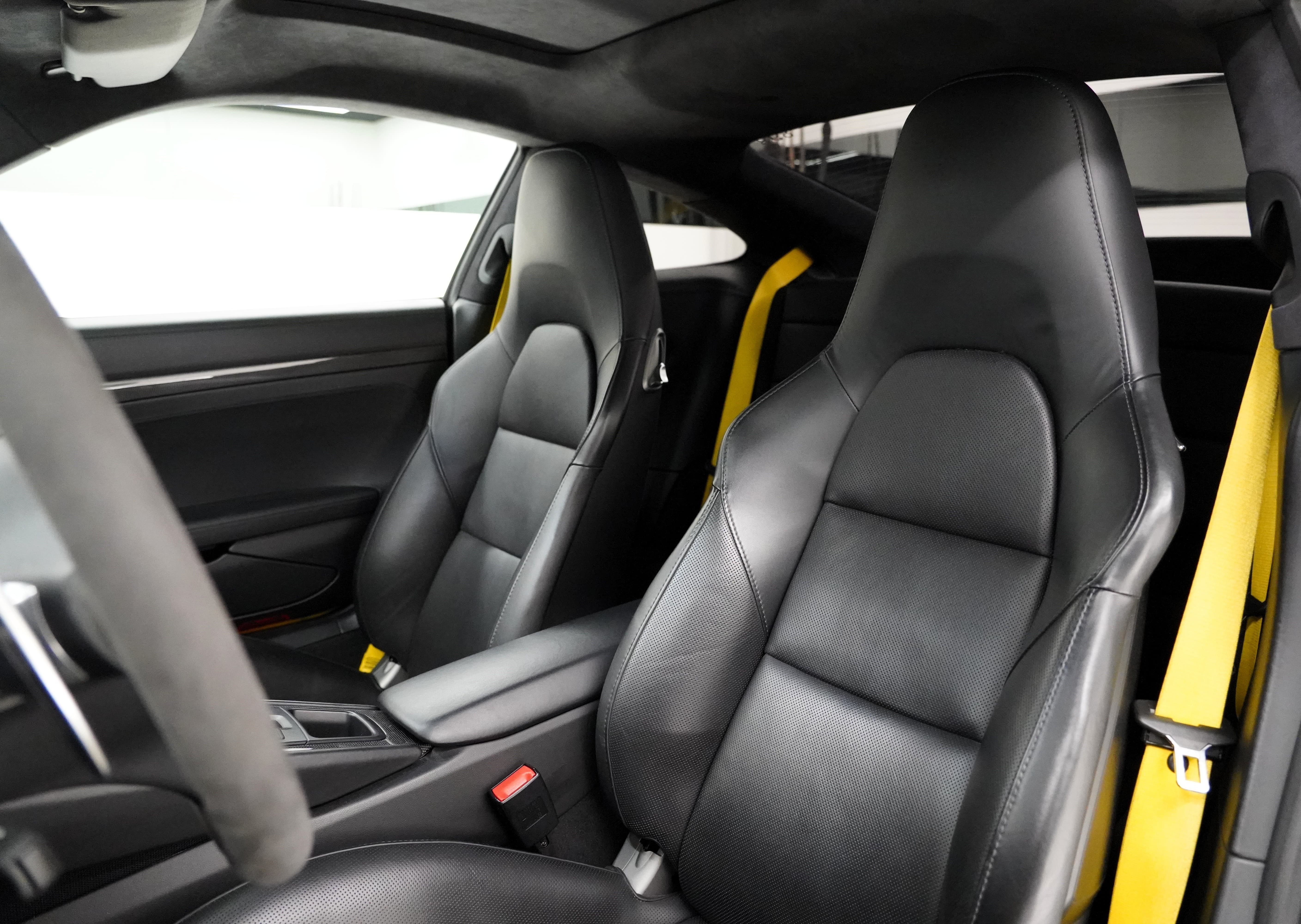 PORSCHE 911 Turbo S - Bild 9