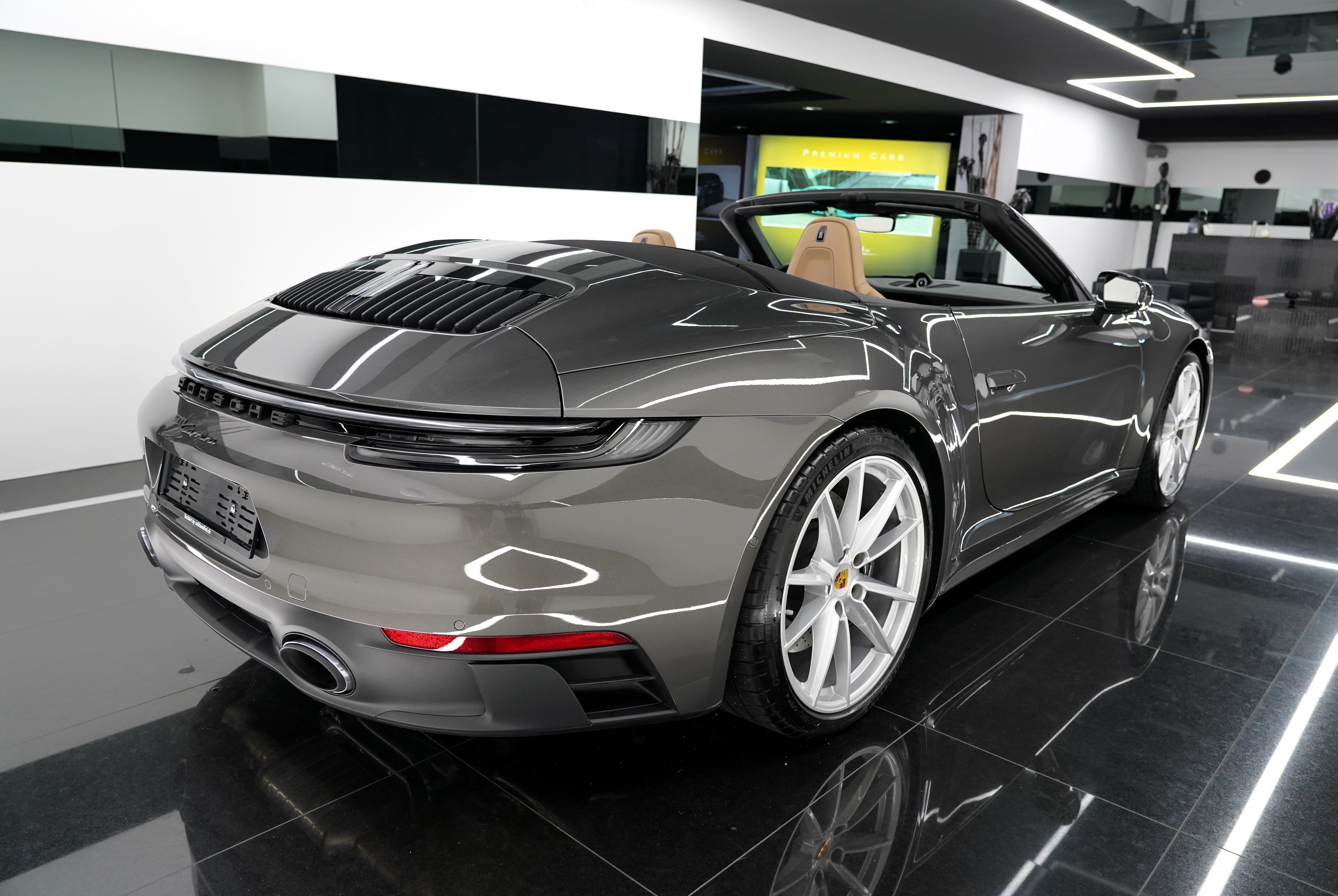 PORSCHE 911 Carrera 4 GTS Cabr. - Bild 4