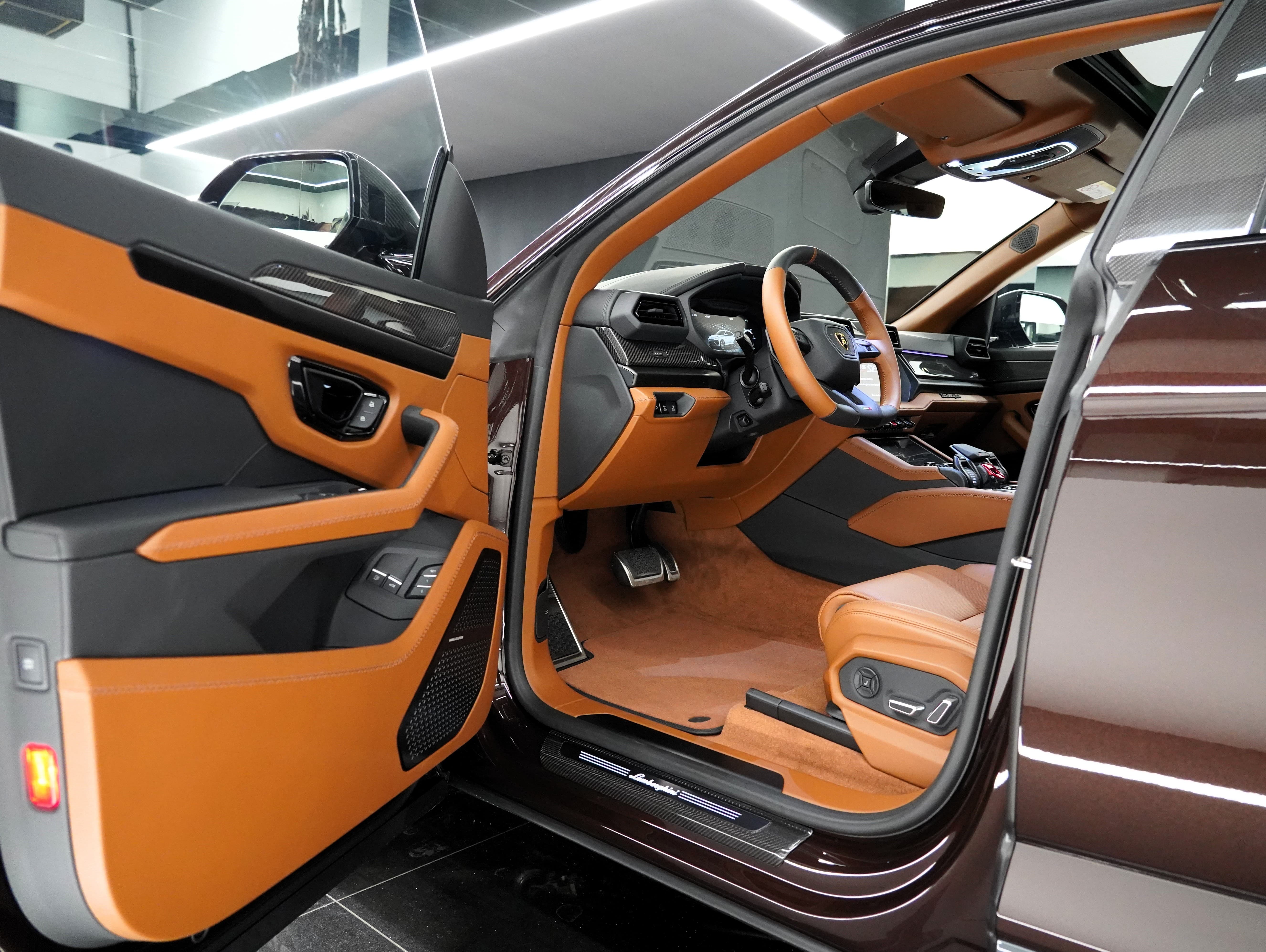 LAMBORGHINI Urus BRABUS SE - Bild 14
