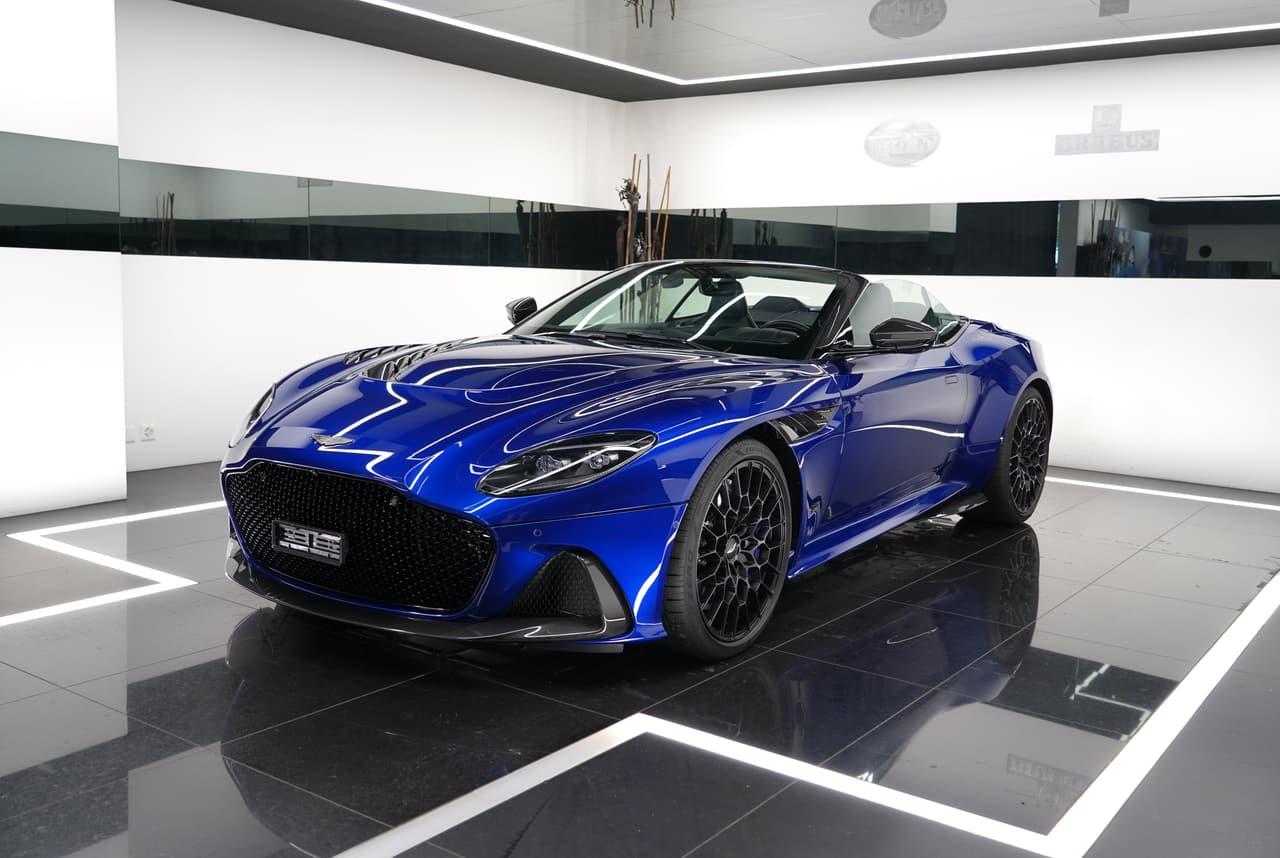ASTON MARTIN DBS 770 Volante