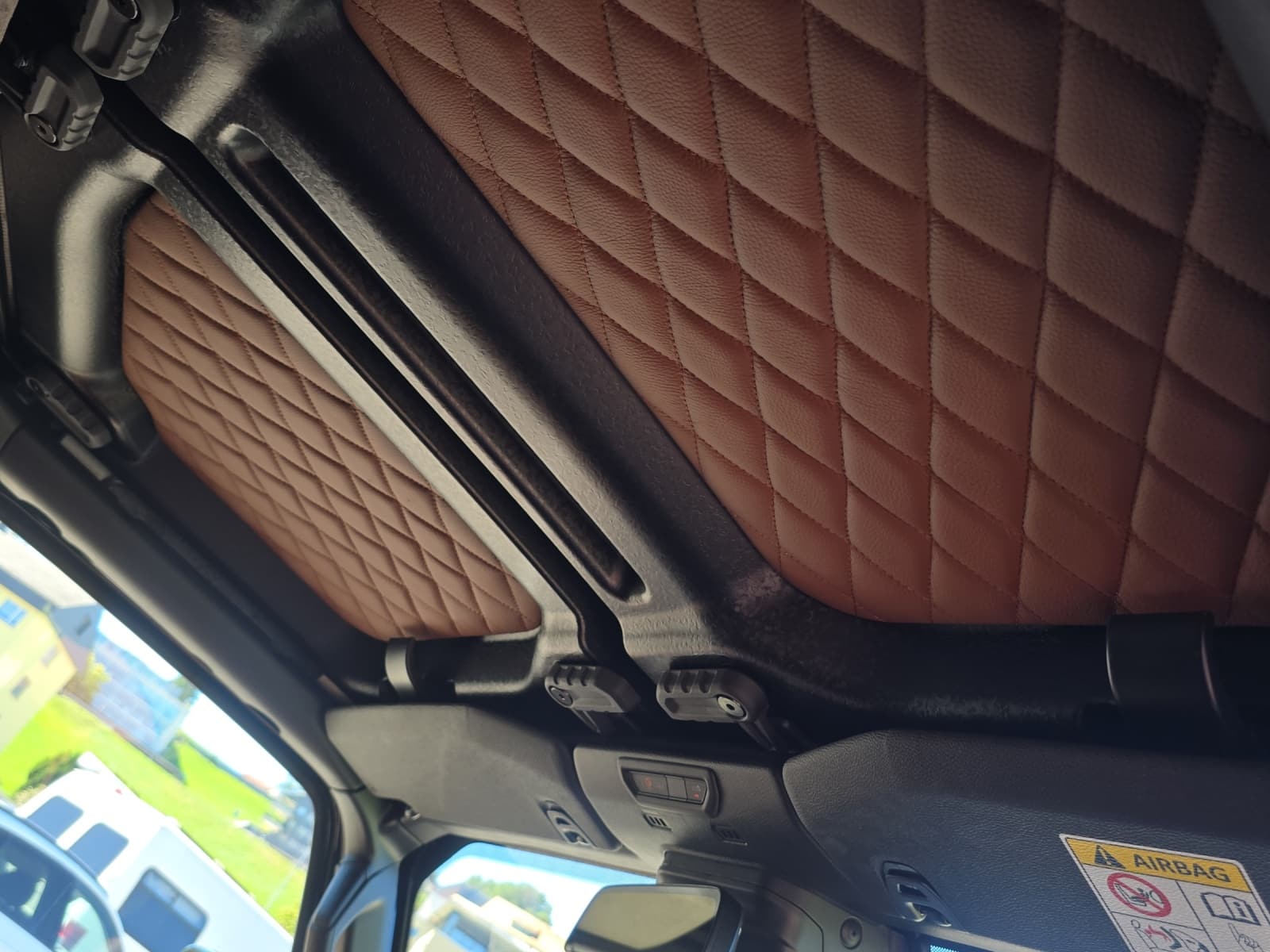 JEEP Wrangler JEEP BRUTE® Wrangler 4xe Rubicon - Bild 19