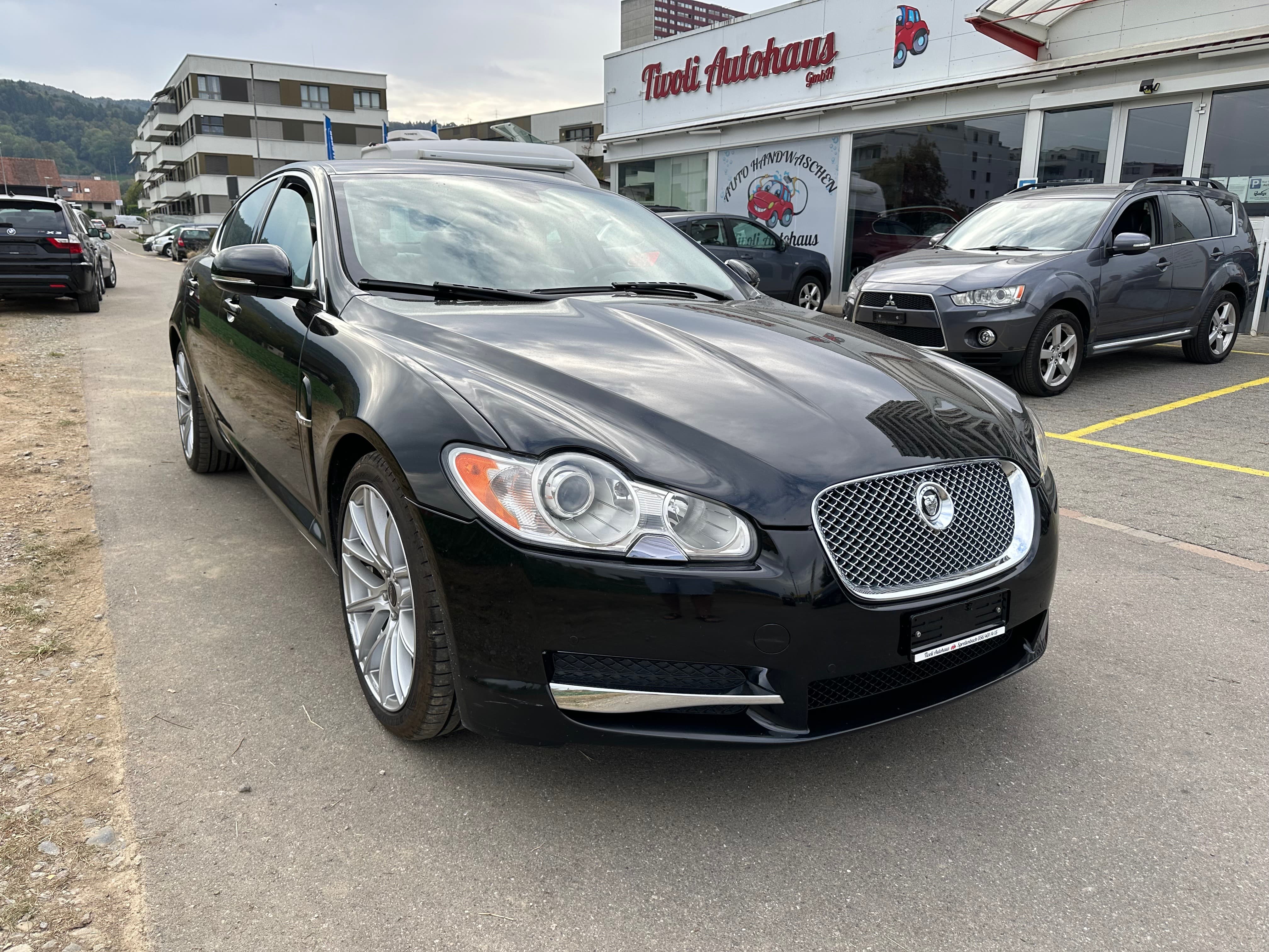 JAGUAR XF 3.0 V6 Greenwich Luxury - Bild 2