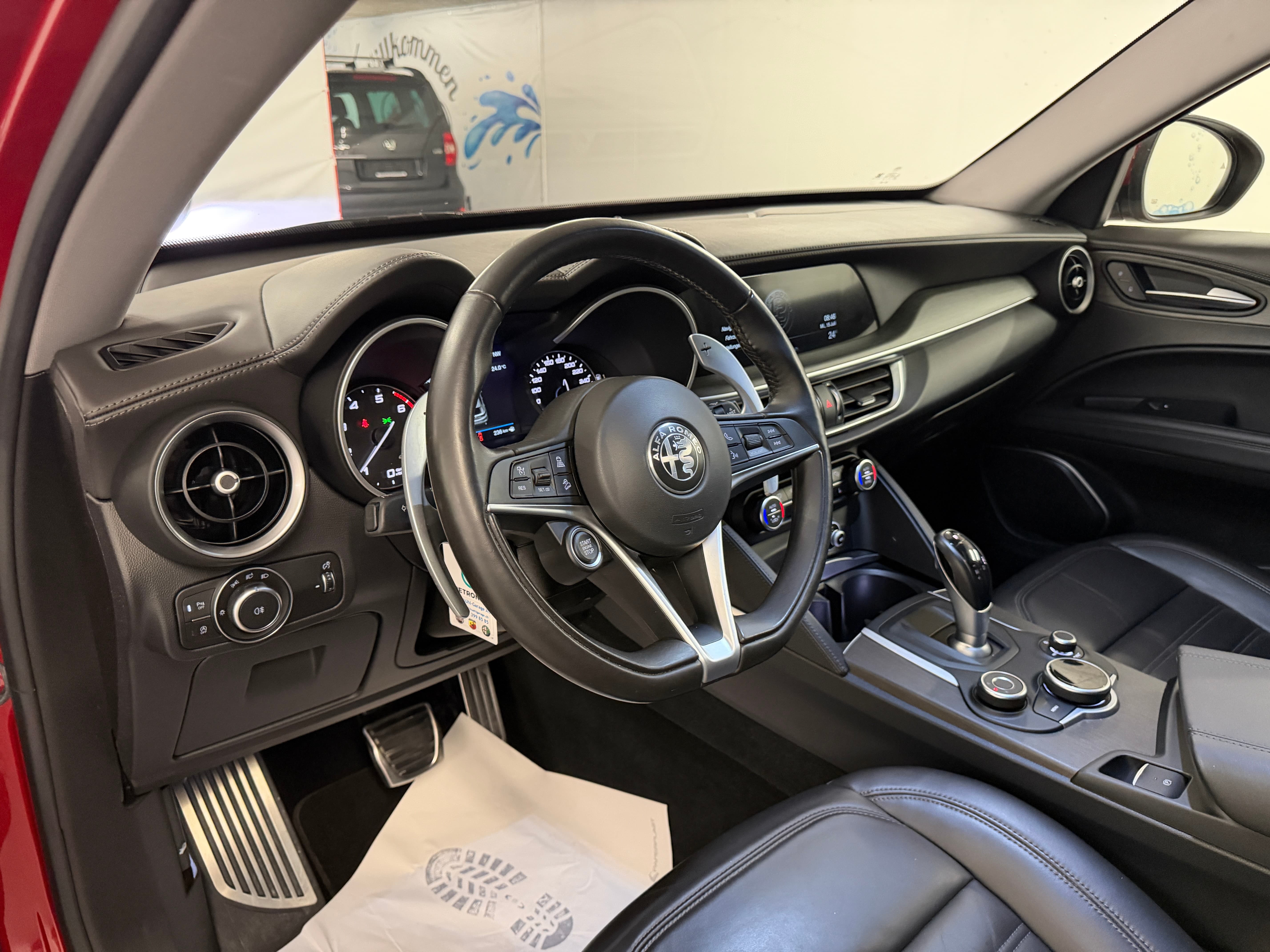 ALFA ROMEO Stelvio 2.0 Executive Q4 Automatic - Bild 12