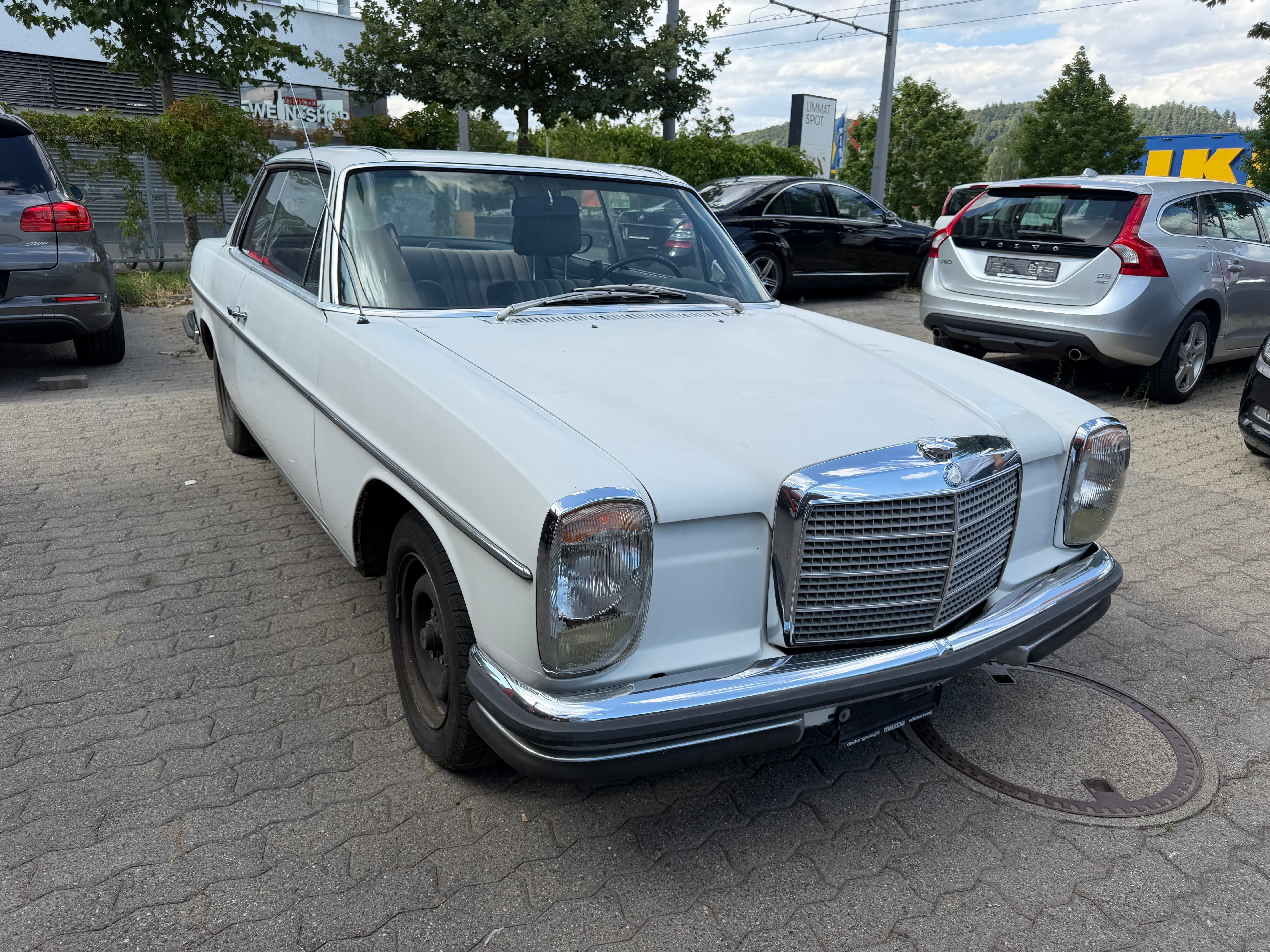 MERCEDES-BENZ 250 CE - Bild 2