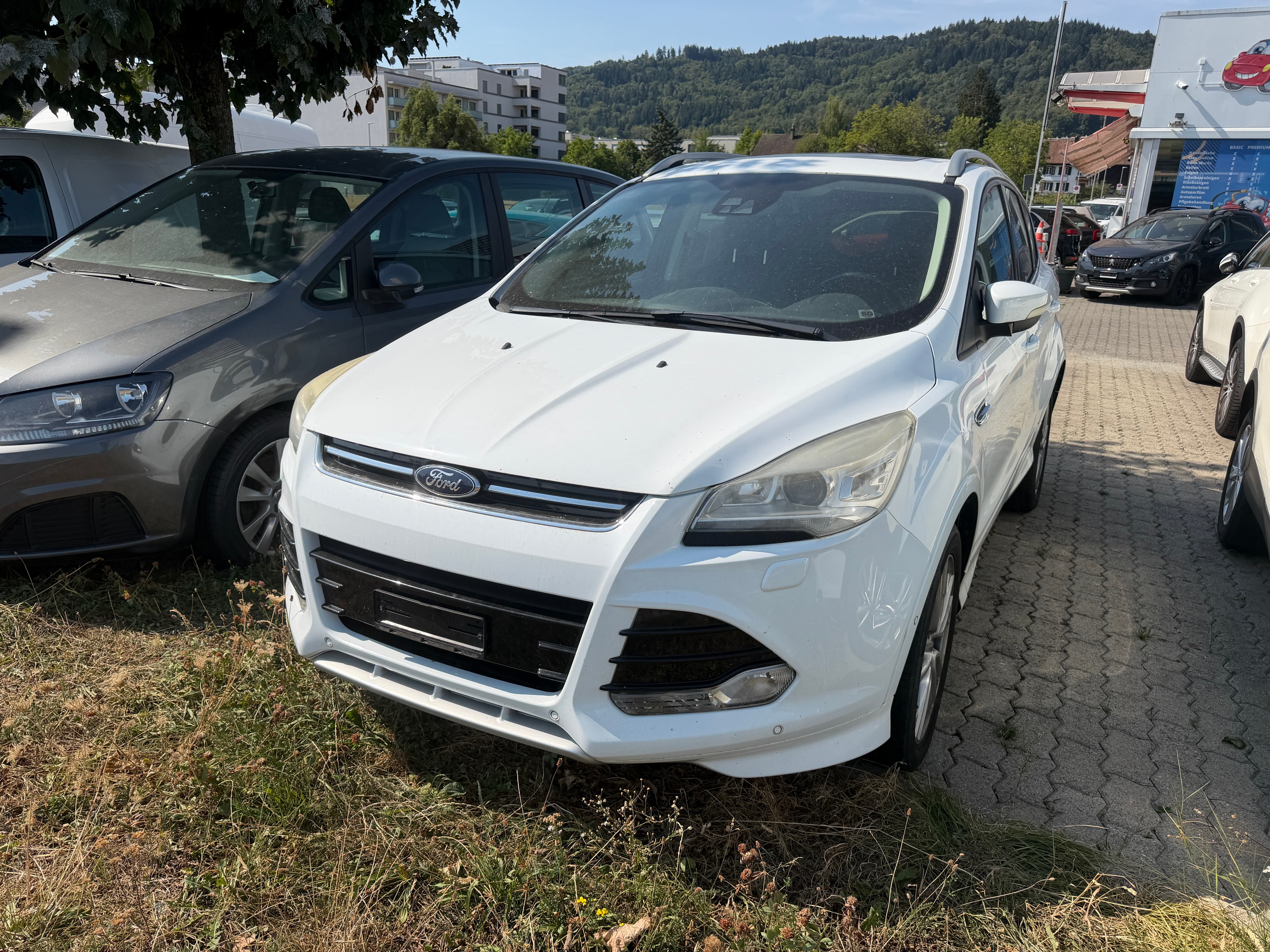 FORD Kuga 2.0 TDCi Titanium 4WD PowerShift - Bild 3