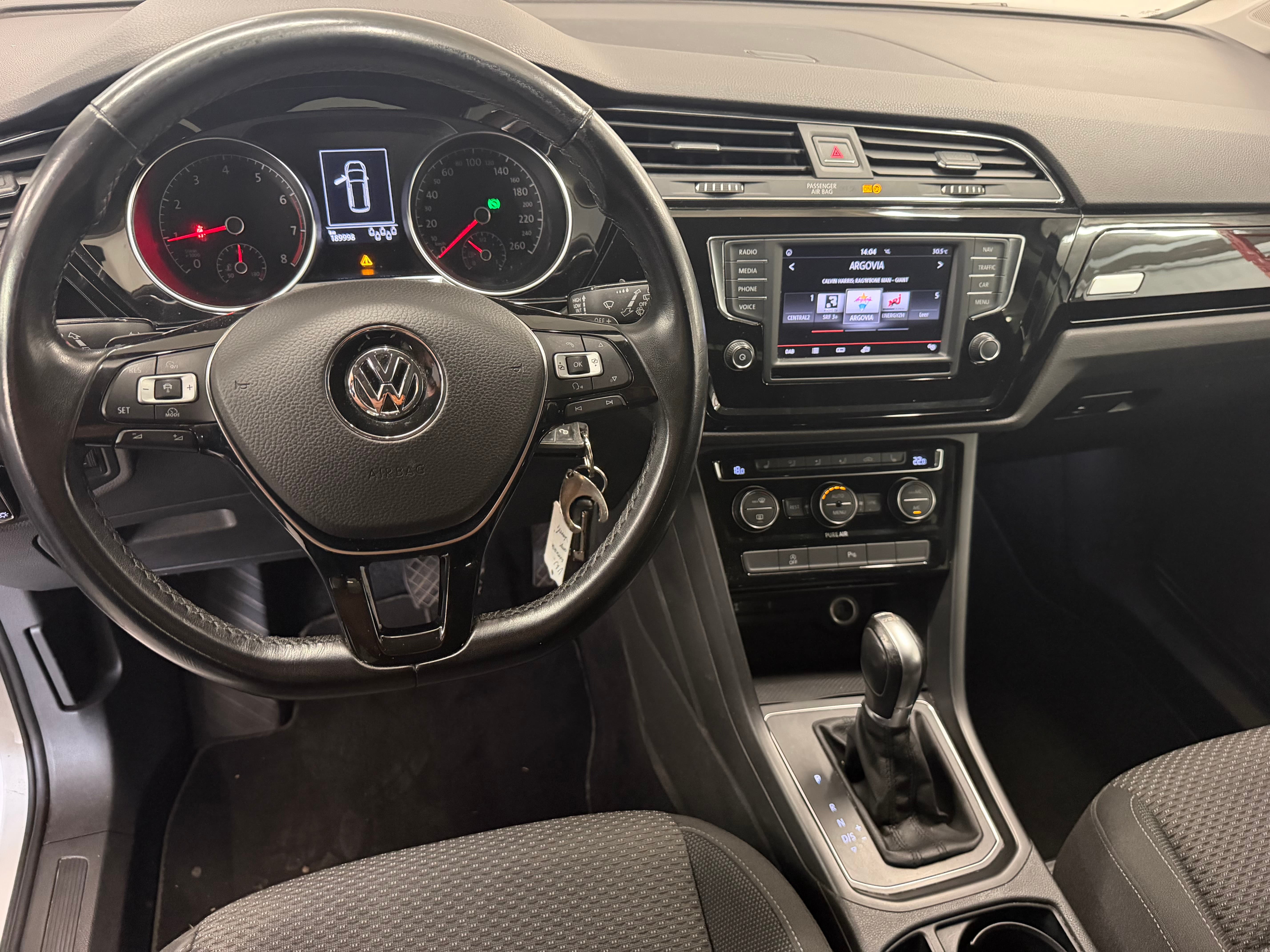 VW Touran 1.4 TSI BlueMotion Technology Highline DSG - Bild 8