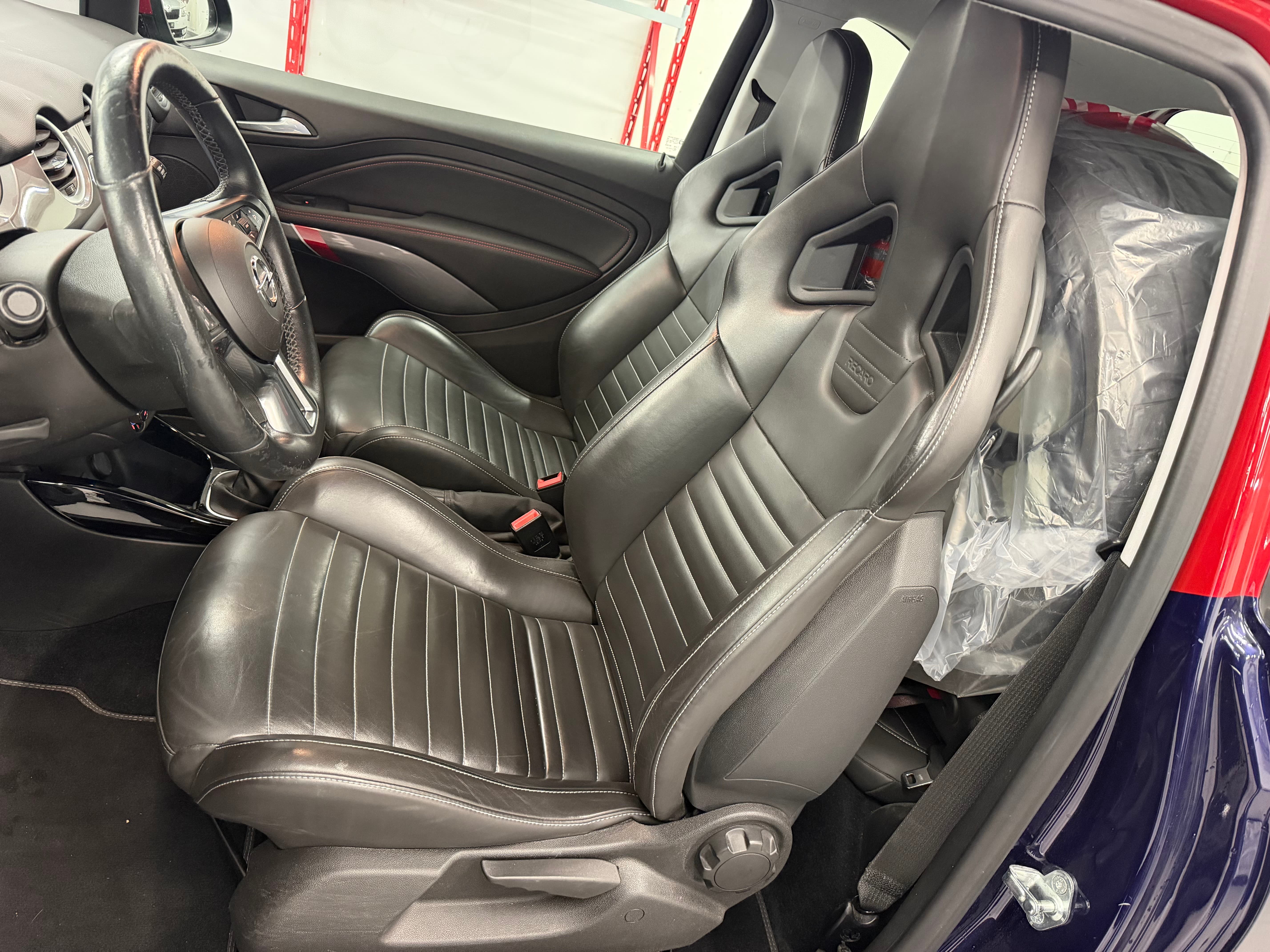 OPEL Adam 1.4 Turbo ROCKS S - Bild 9