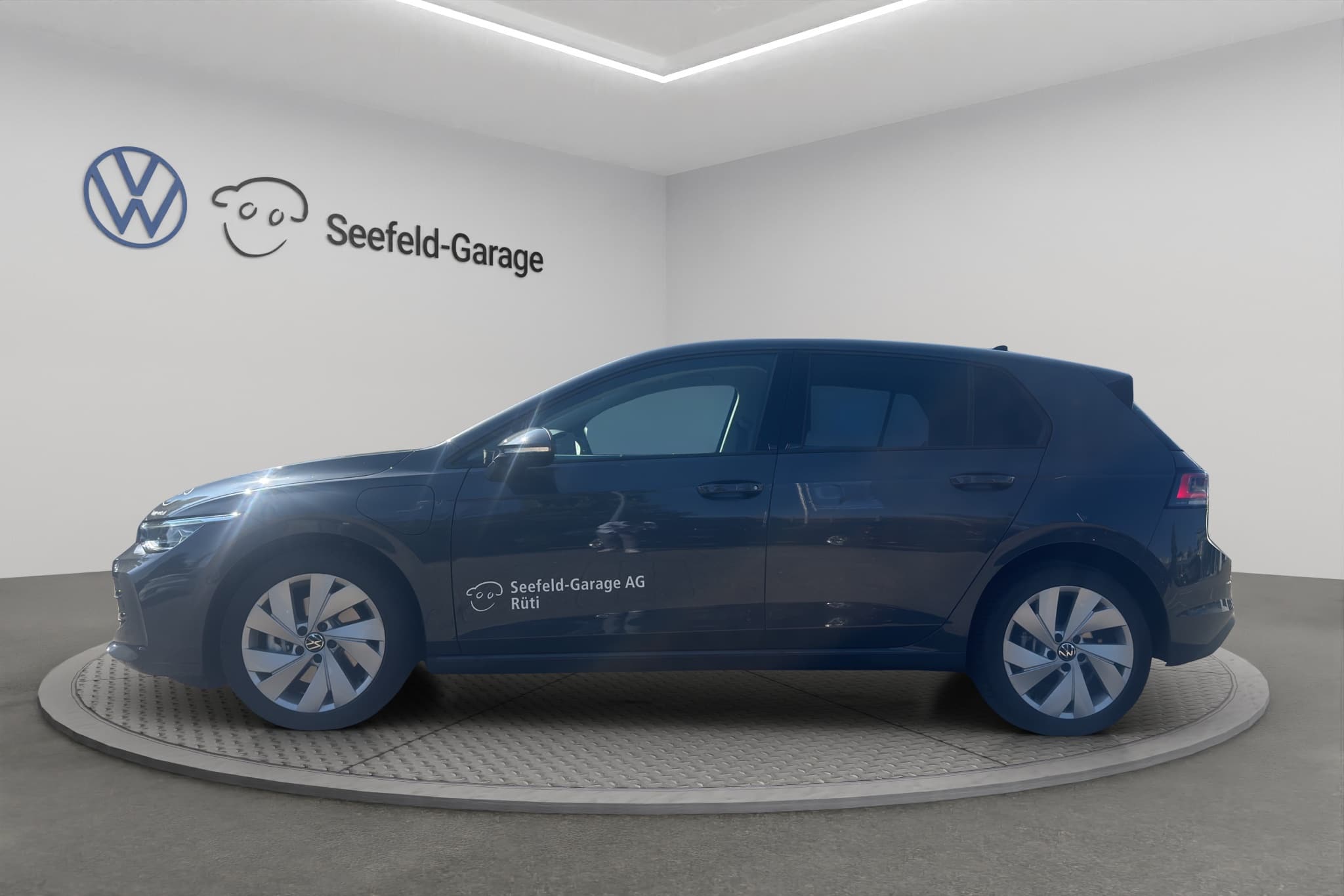 VW Golf 1.5 TSI PHEV Life - Bild 3