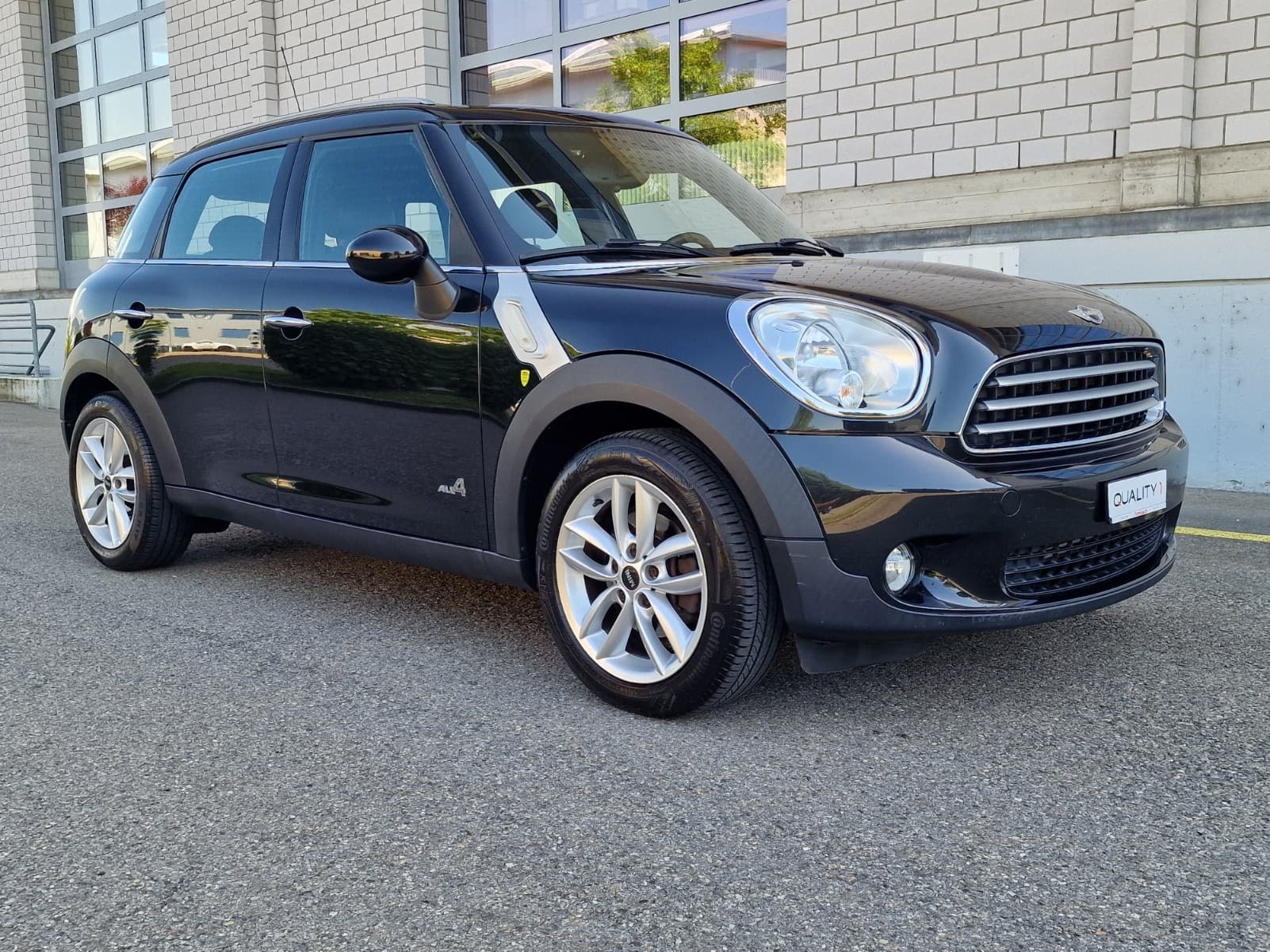 MINI Countryman Cooper D ALL4 - Bild 1