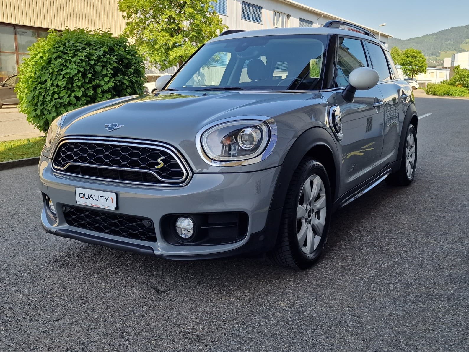 MINI Countryman Cooper S E ALL4 Steptronic - Bild 2