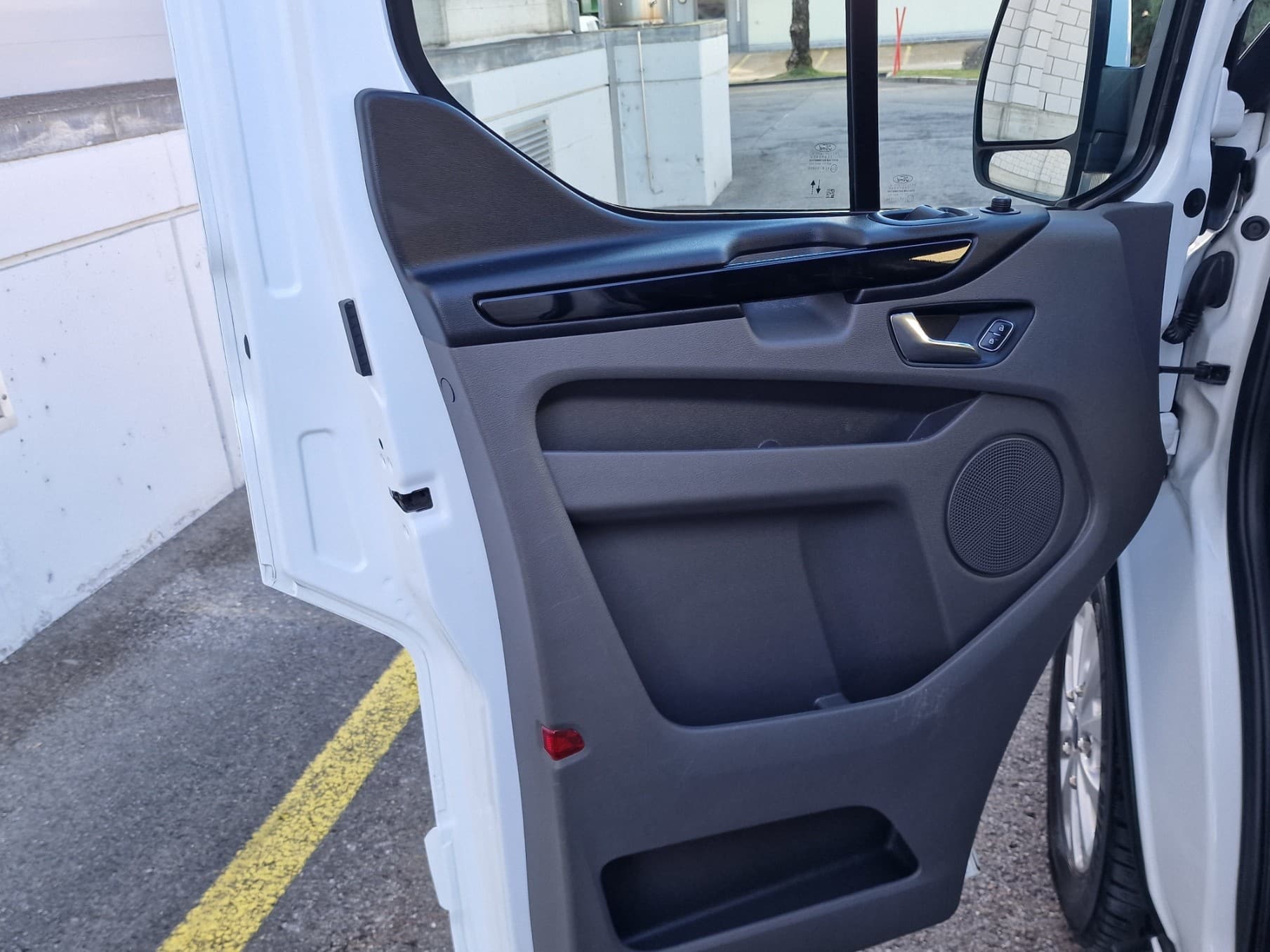 FORD Transit Custom Van 340 L2H1 Trend A - Bild 7