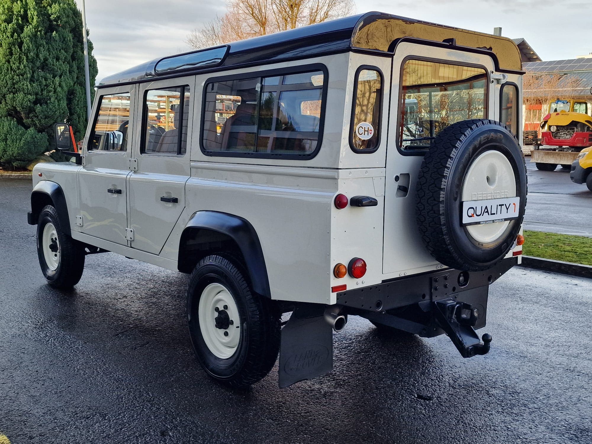 LAND ROVER Defender 110 SW 2.4Tdc - Bild 6
