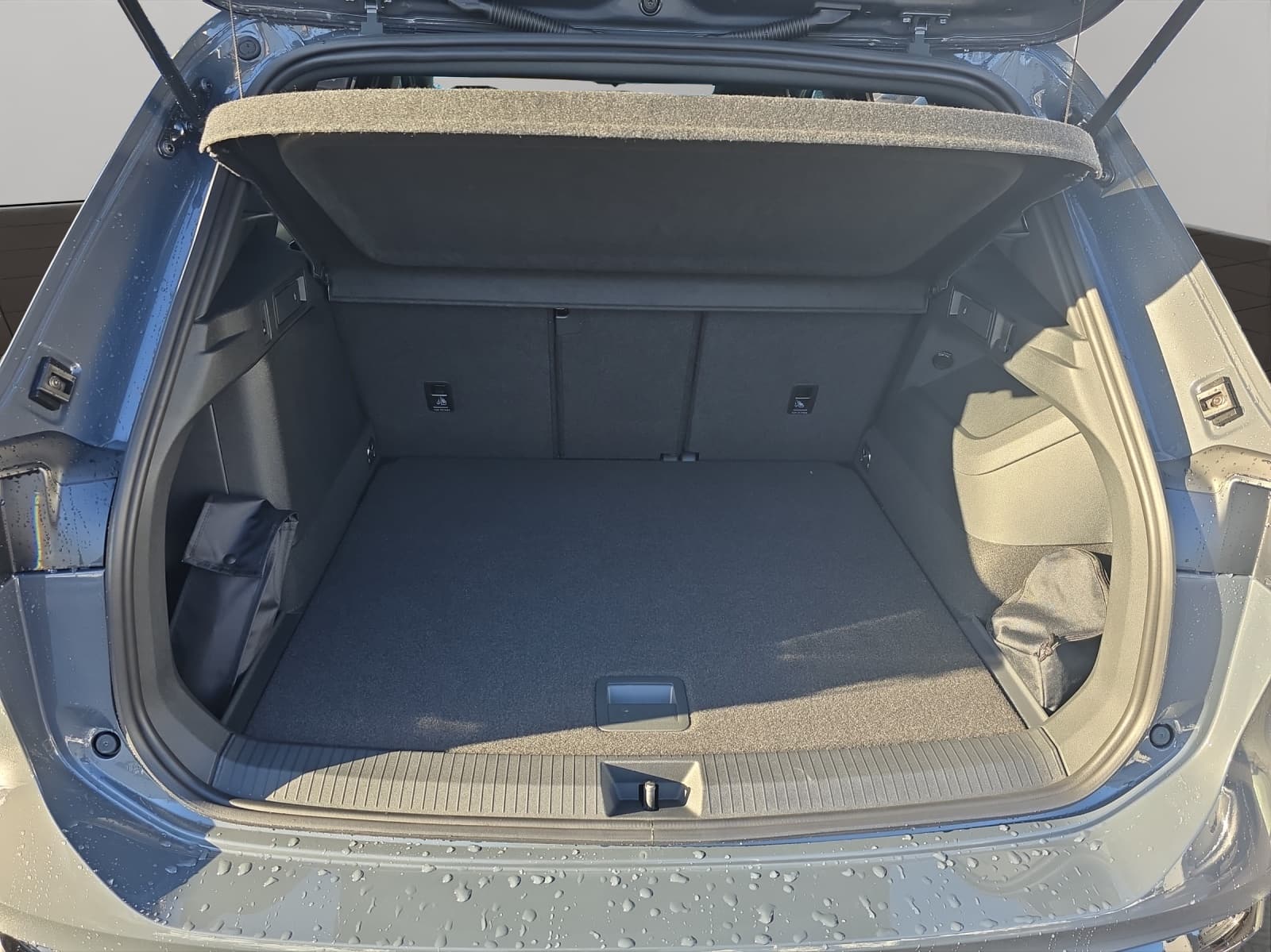 VW Tiguan 1.5 TSI evo2 eHybrid R-Line DSG - Bild 11