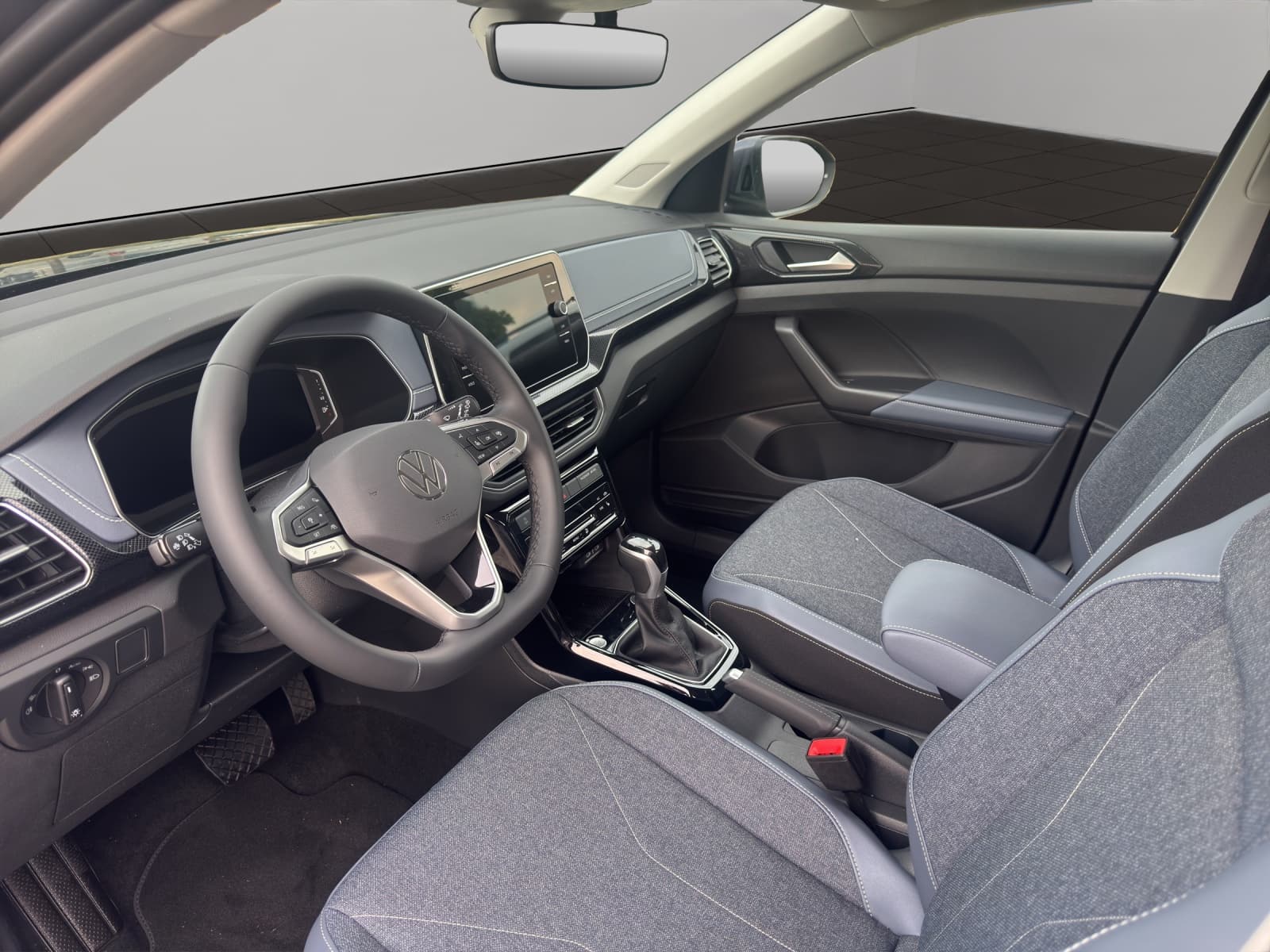 VW T-Cross 1.0 TSI EVO Style DSG - Bild 4