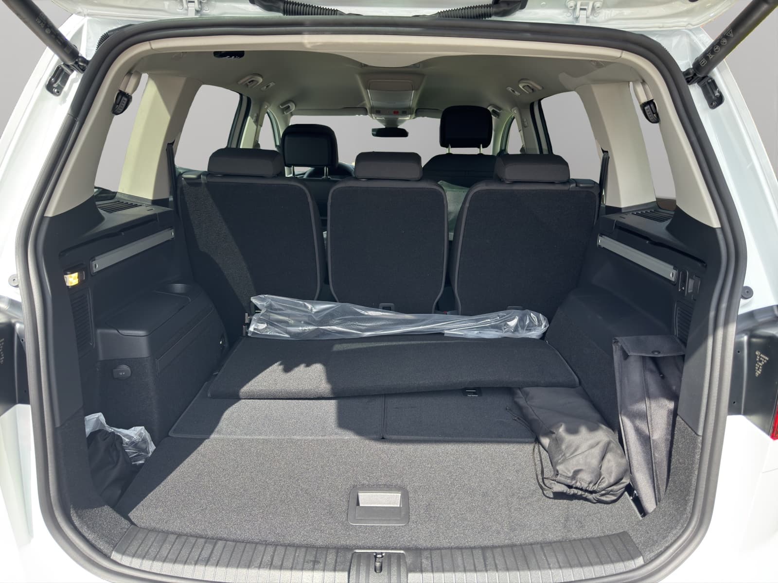 VW Touran 1.5 TSI EVO Comfortline DSG - Bild 6