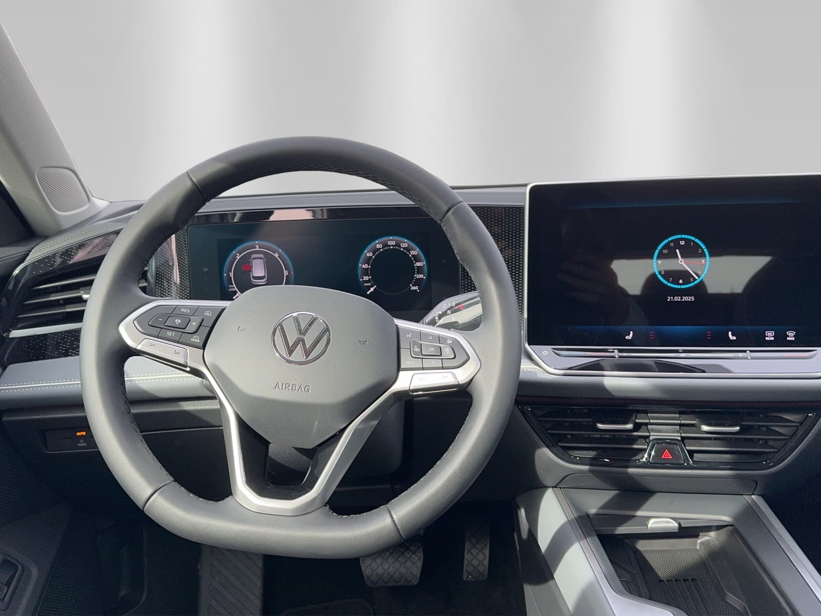 VW Passat Variant 2.0 TDI evo Business DSG - Bild 5