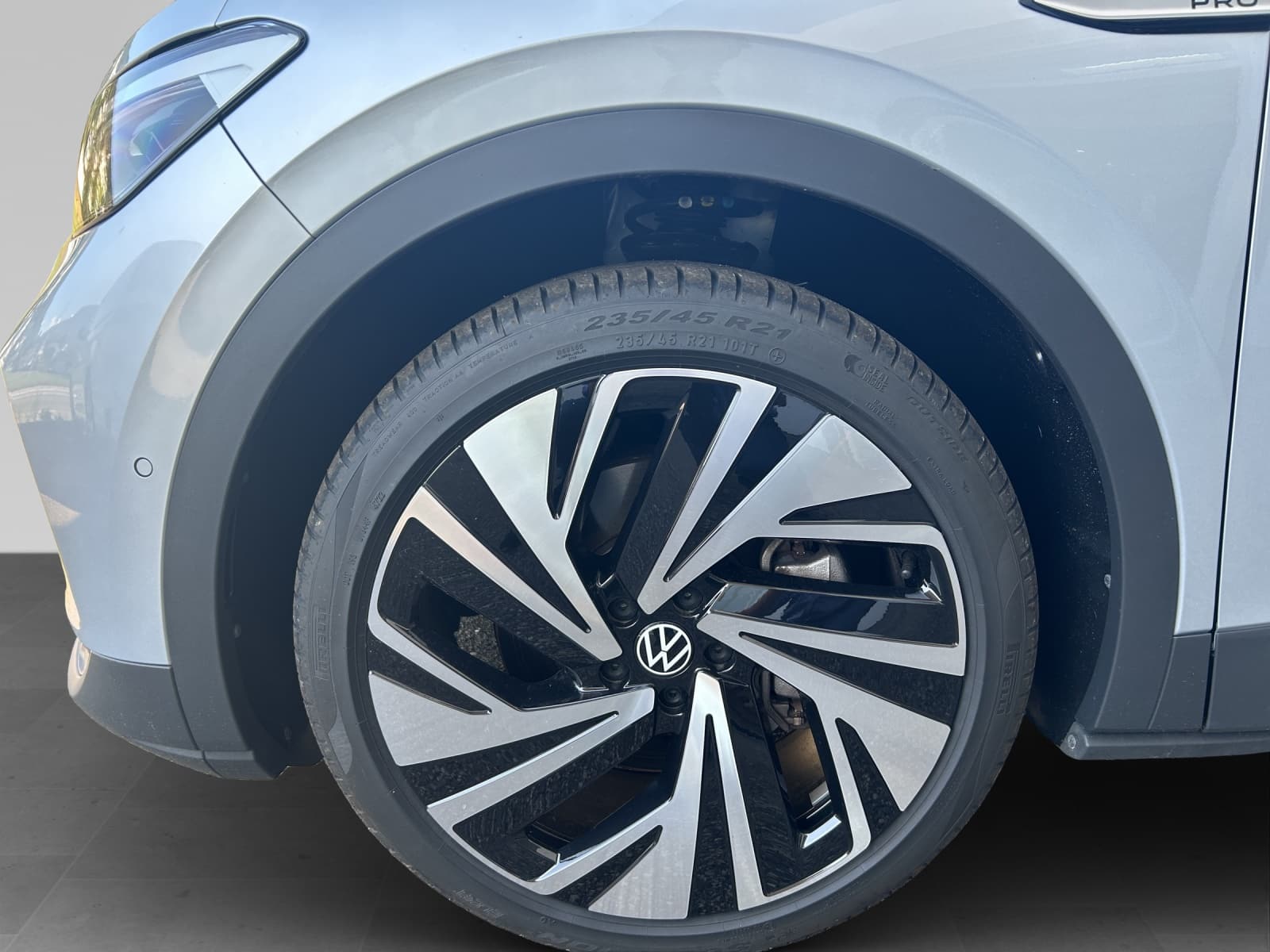VW ID.4 Pro 77 kWh Life Plus - Bild 5