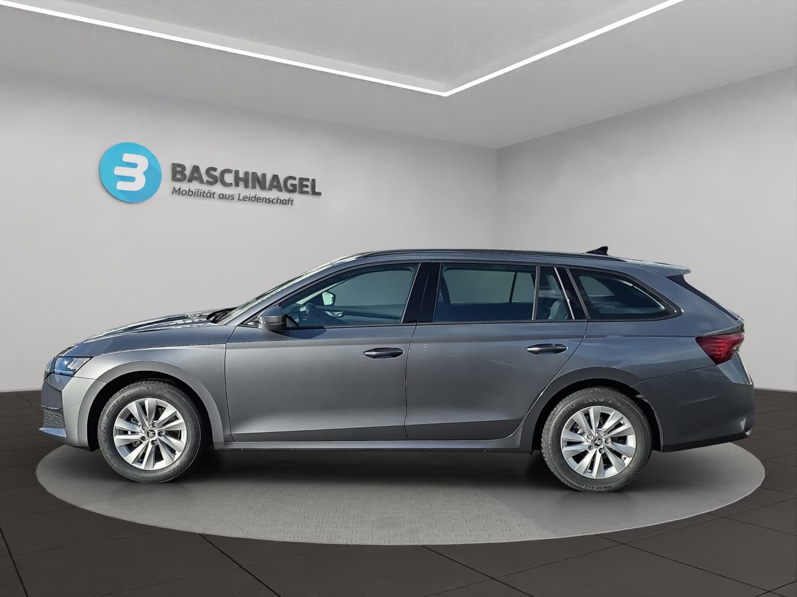 SKODA Octavia Combi 1.5 TSI mHEV DSG Dynamic - Bild 2