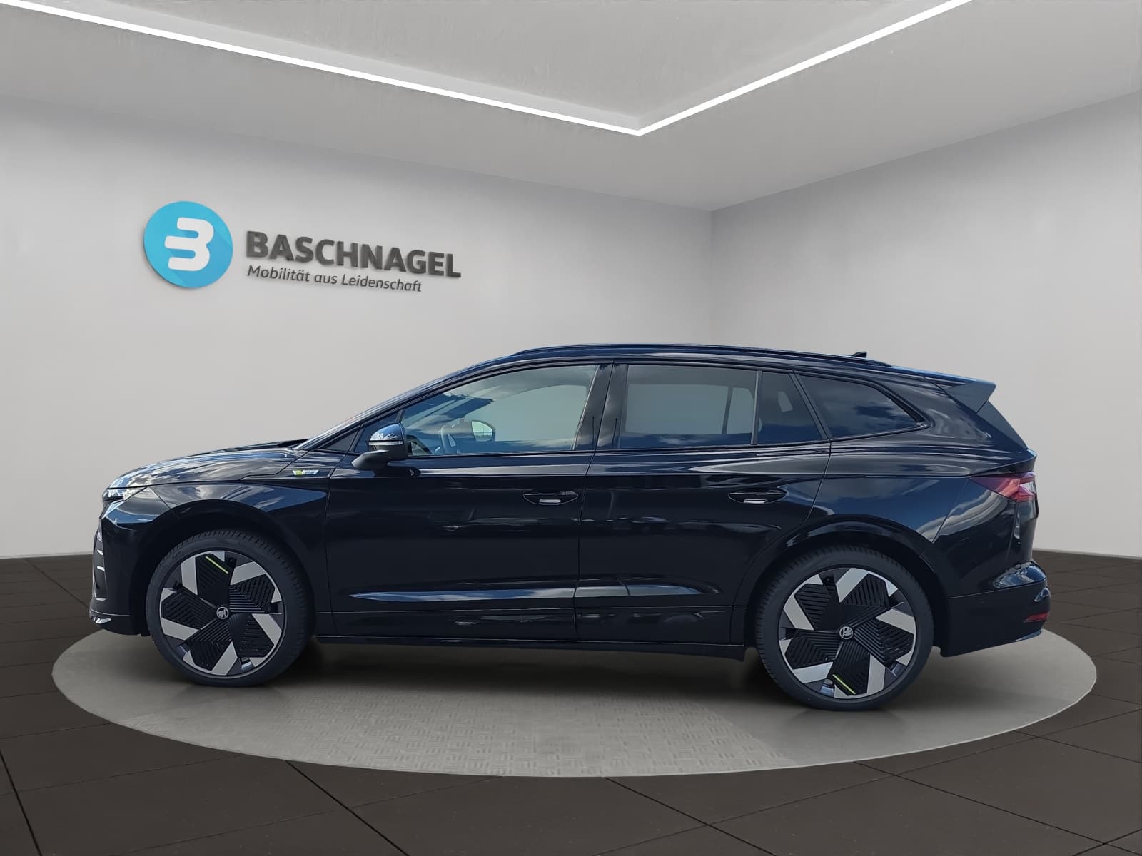 SKODA Enyaq 4x4 RS - Bild 2