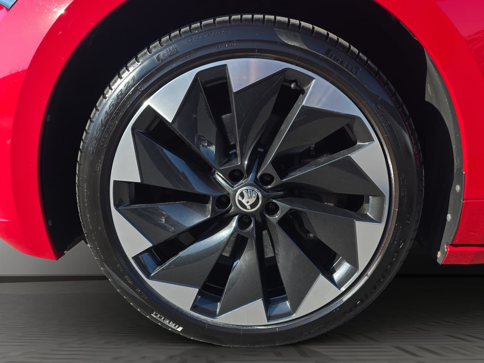 SKODA Enyaq iV 80x SportLine - Bild 7