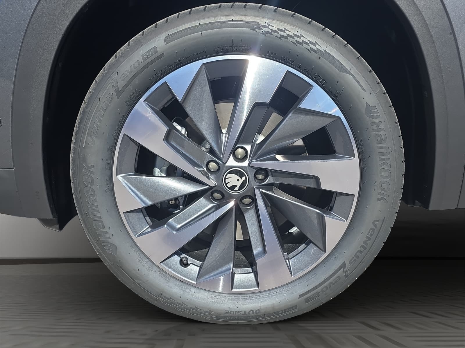 SKODA Kodiaq 2.0 TSI Dynamic 4x4 - Bild 7