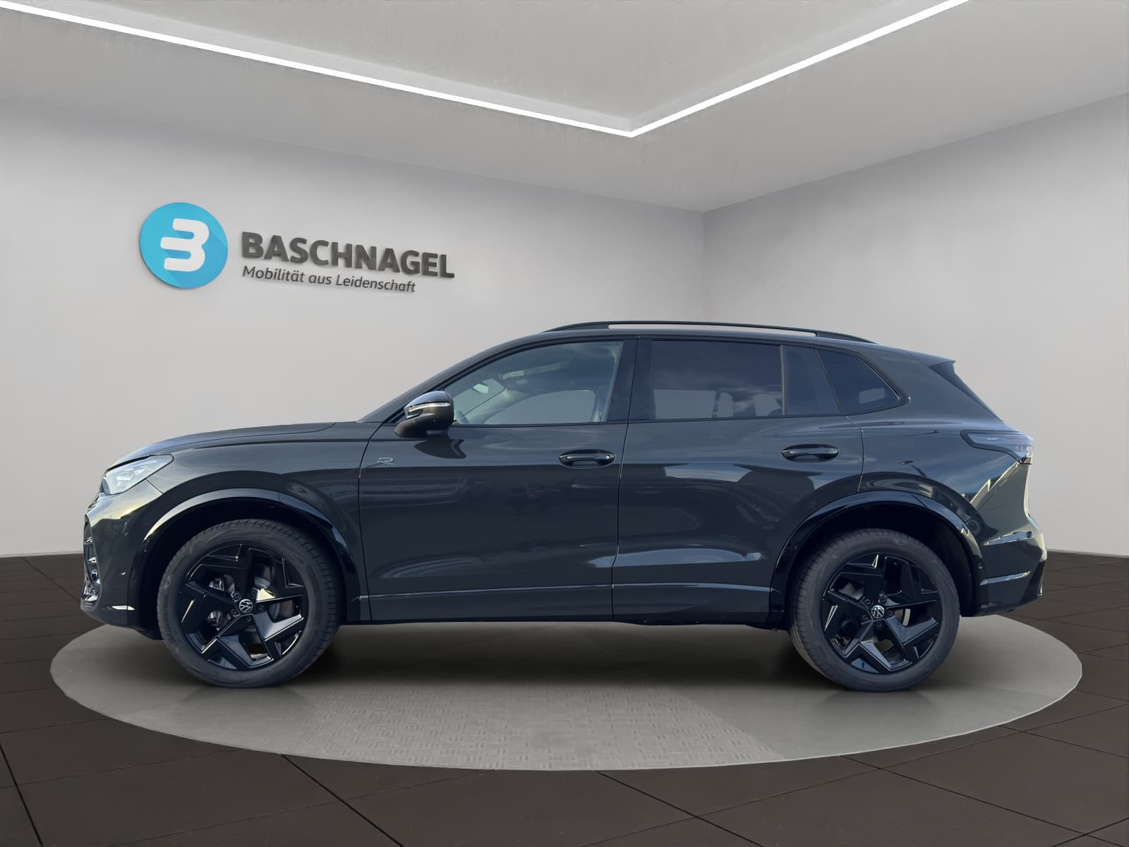 VW Tiguan 2.0 TDI SCR R-Line 4Motion DSG - Bild 2