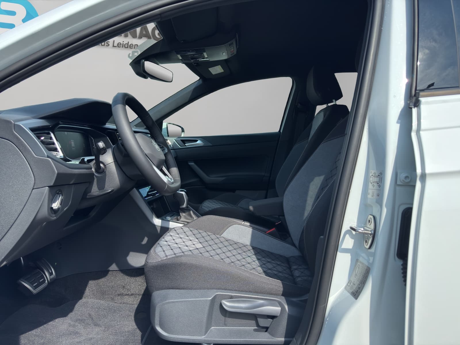 VW Polo 1.0 TSI R-Line DSG - Bild 4