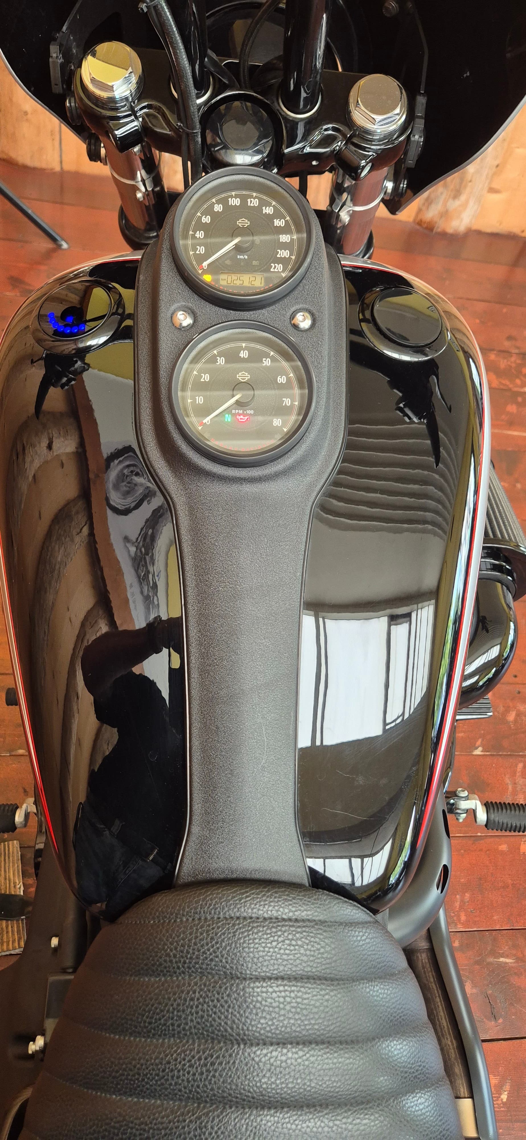 HARLEY-DAVIDSON FXDLS Dyna Low Rider S - Bild 10