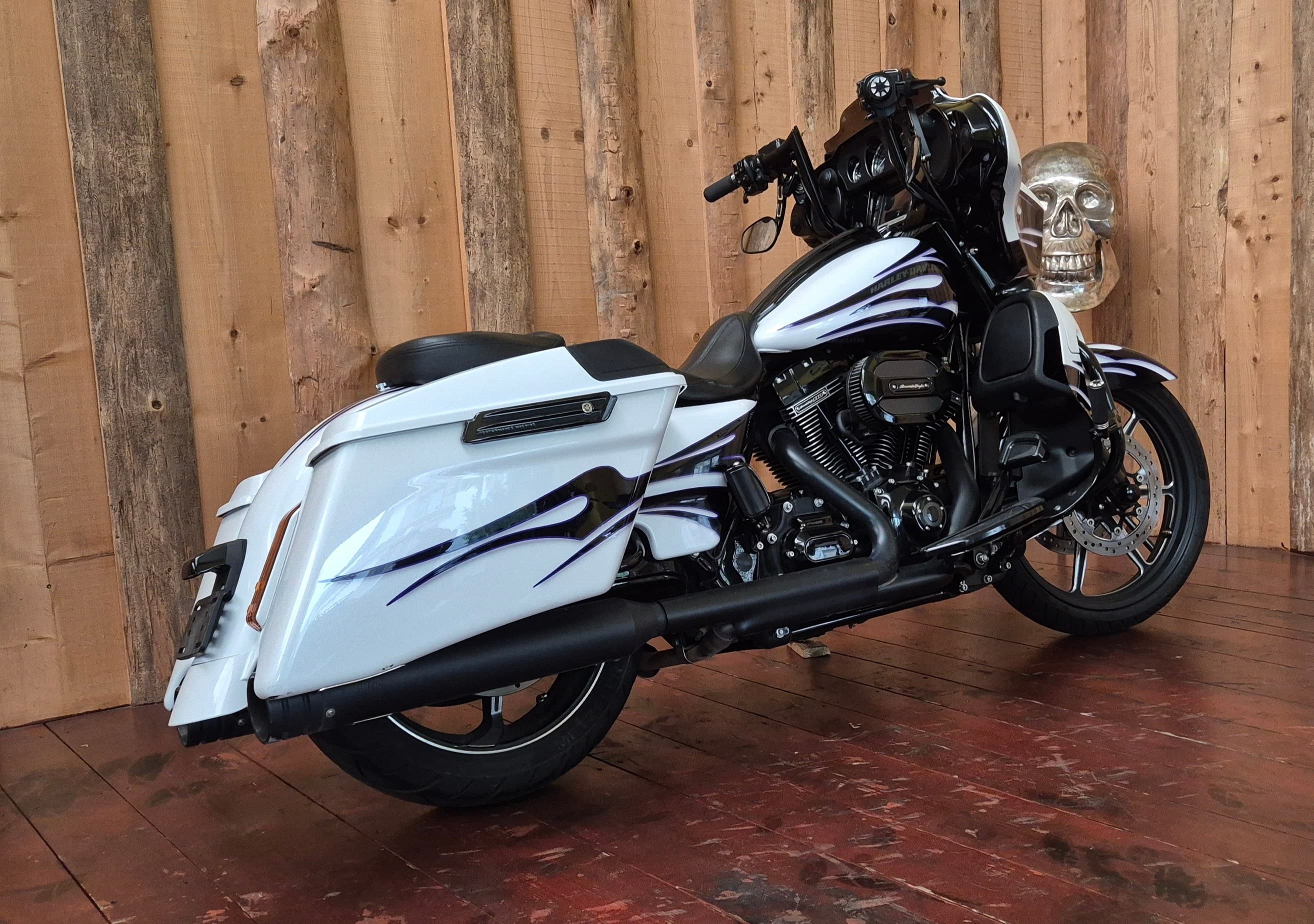 HARLEY-DAVIDSON FLHXSE Street Glide ABS CVO - Bild 11