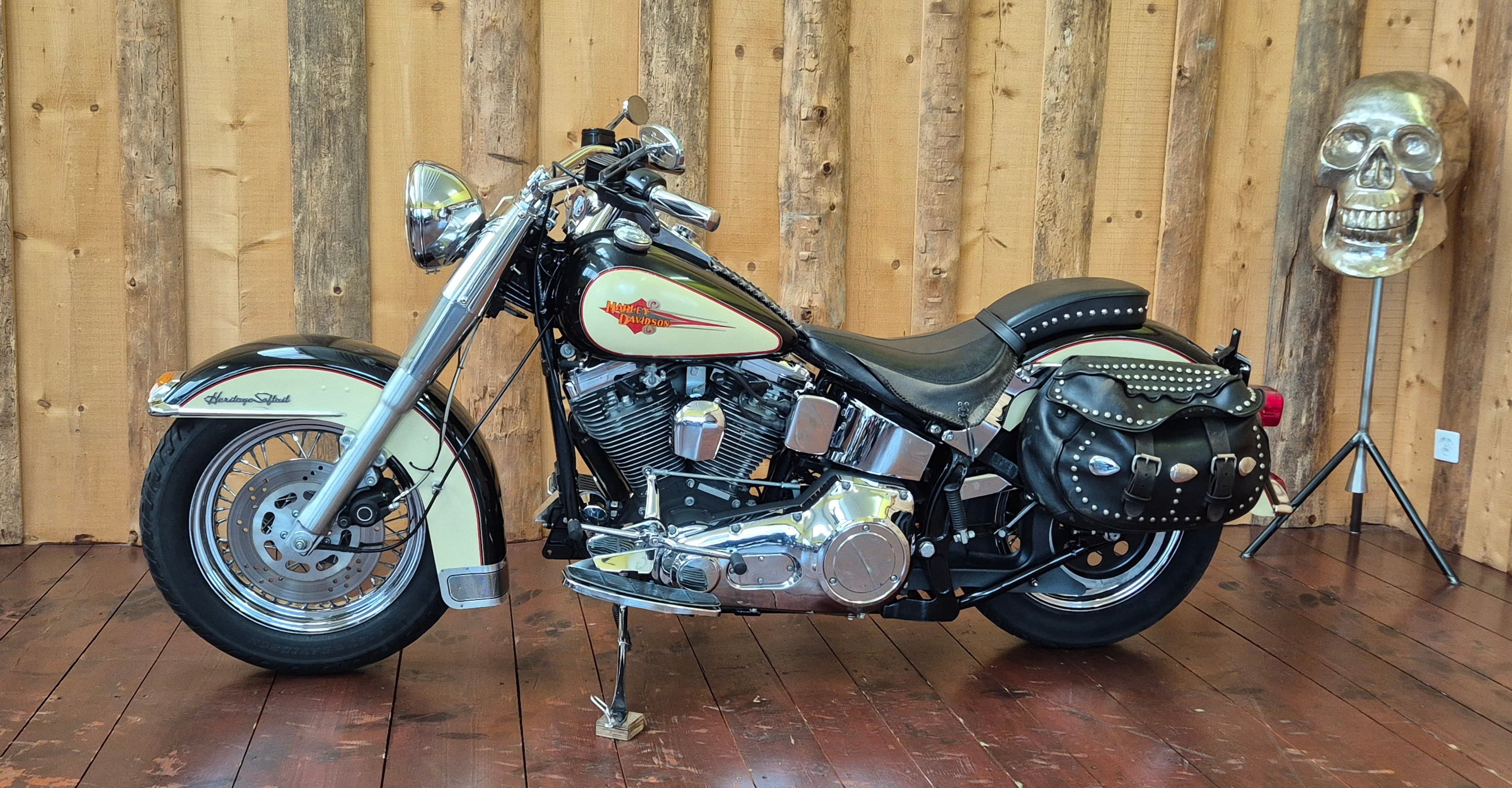 HARLEY-DAVIDSON FLST Heritage Softail - Bild 3