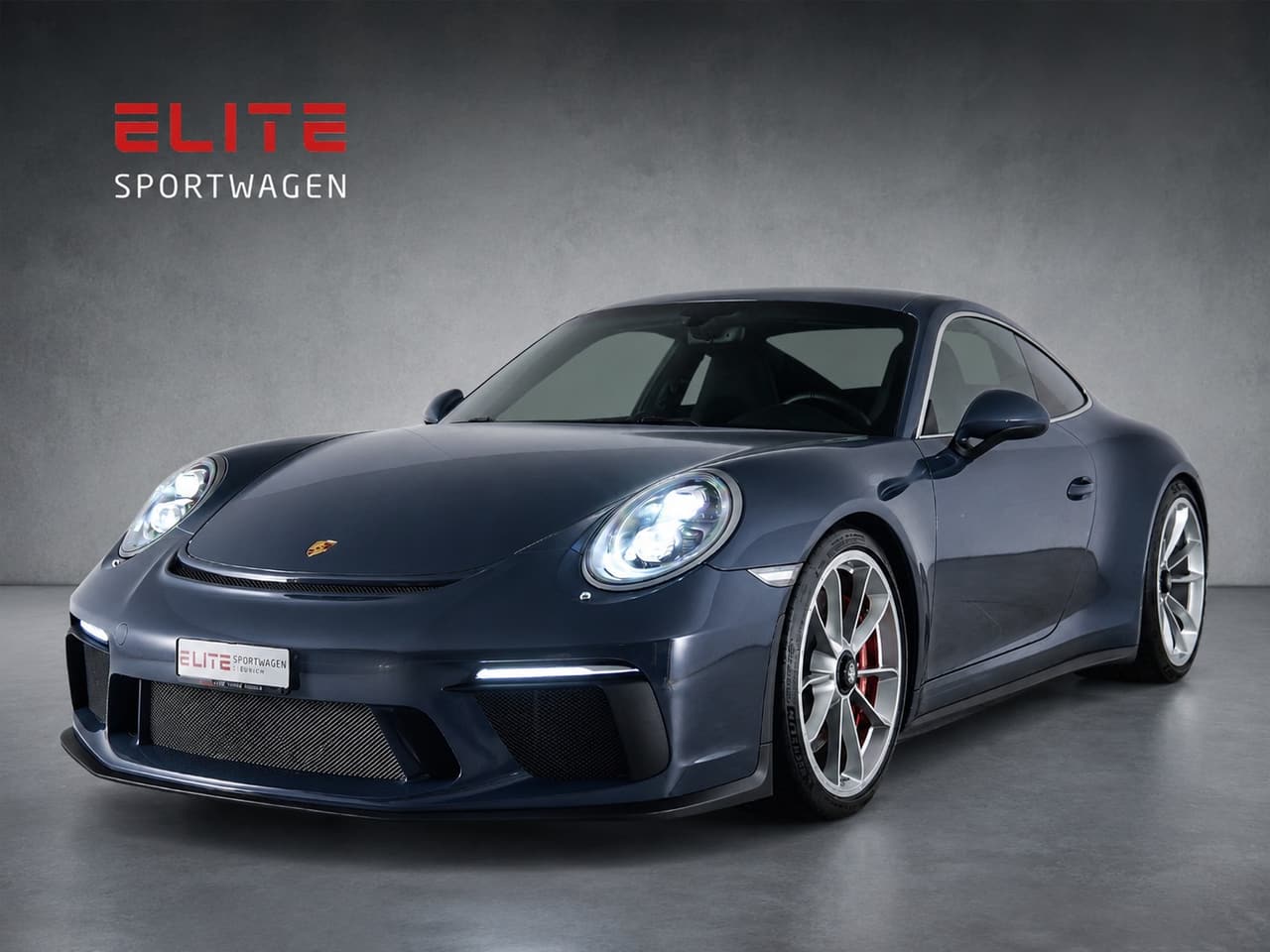 PORSCHE 911 GT3 Touring