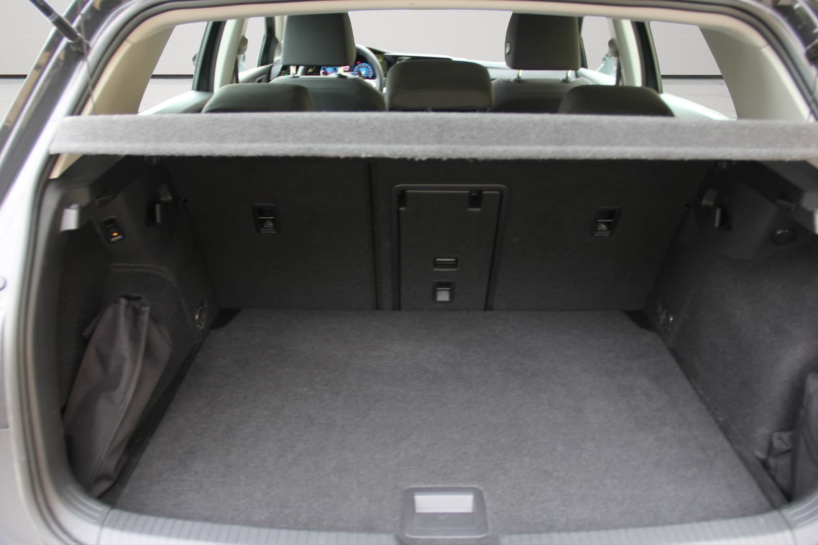 VW Golf 2.0 TDI Life DSG 4Motion - Bild 15