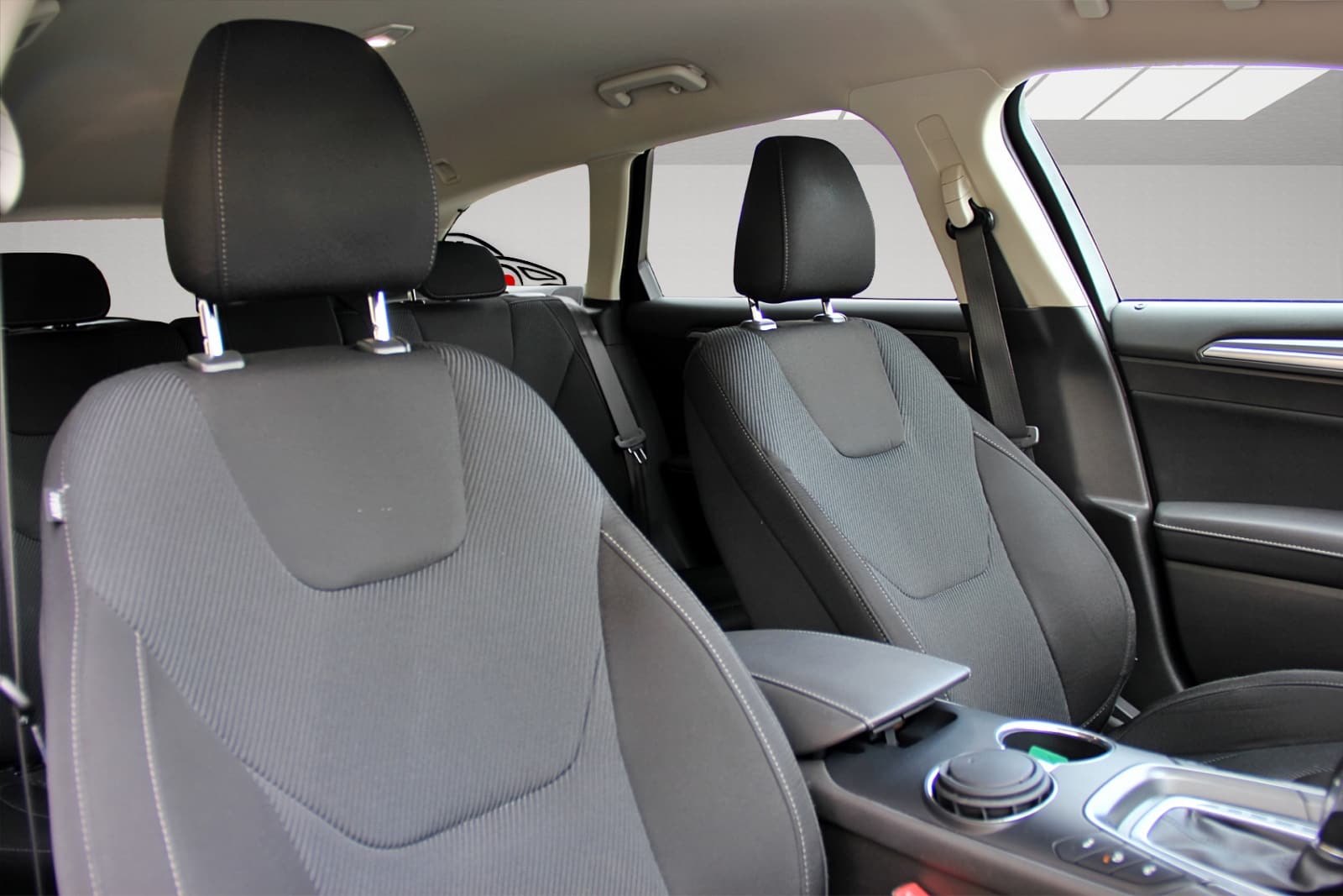 FORD Mondeo 2.0 TDCi Titanium PowerShift - Bild 14