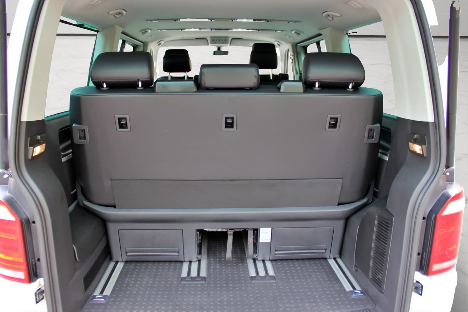 VW T6 Multivan 2.0 Bi-TDI Highline 4Motion DSG - Bild 16
