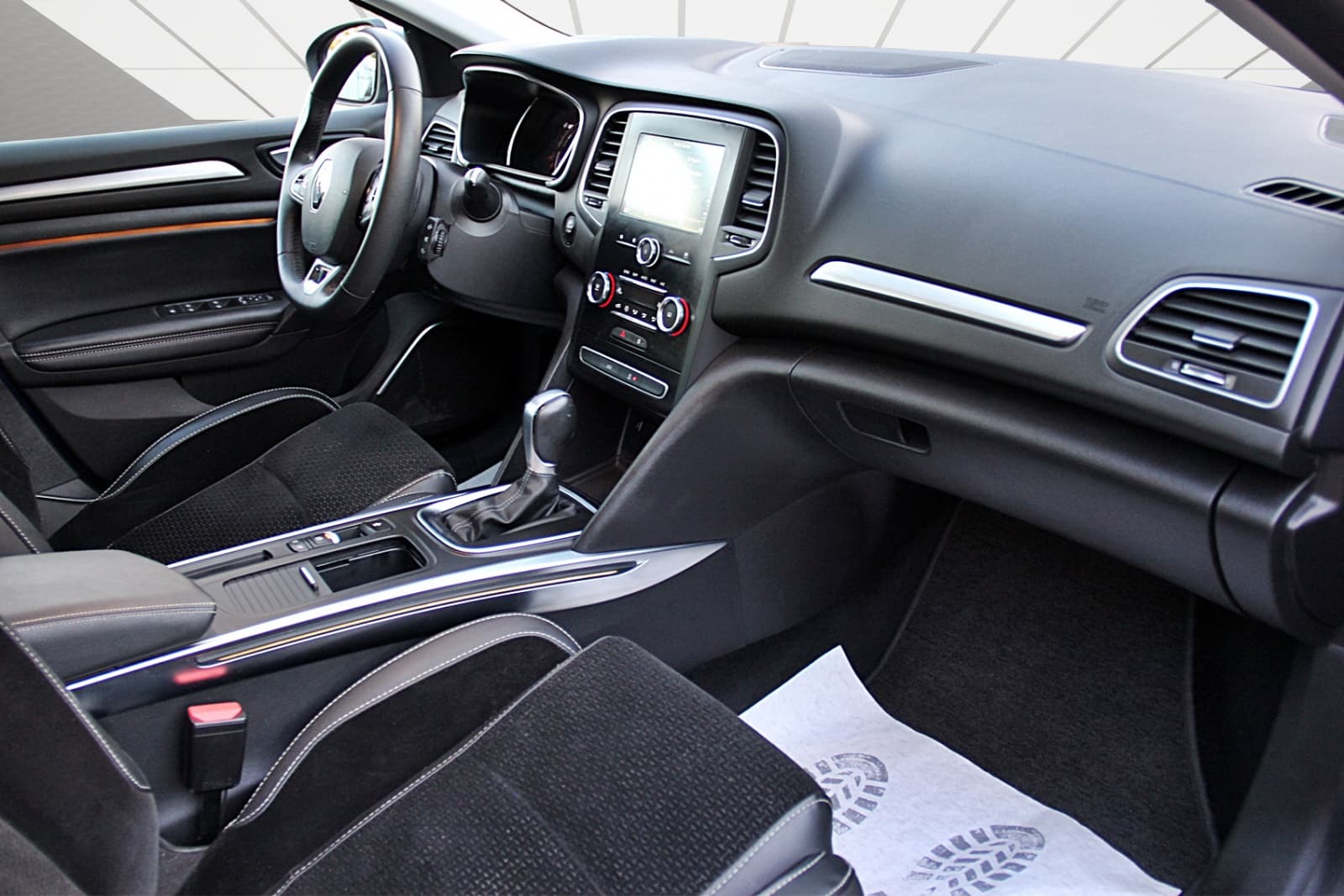 RENAULT Mégane Grandtour 1.5 dCi GT Line EDC - Bild 13