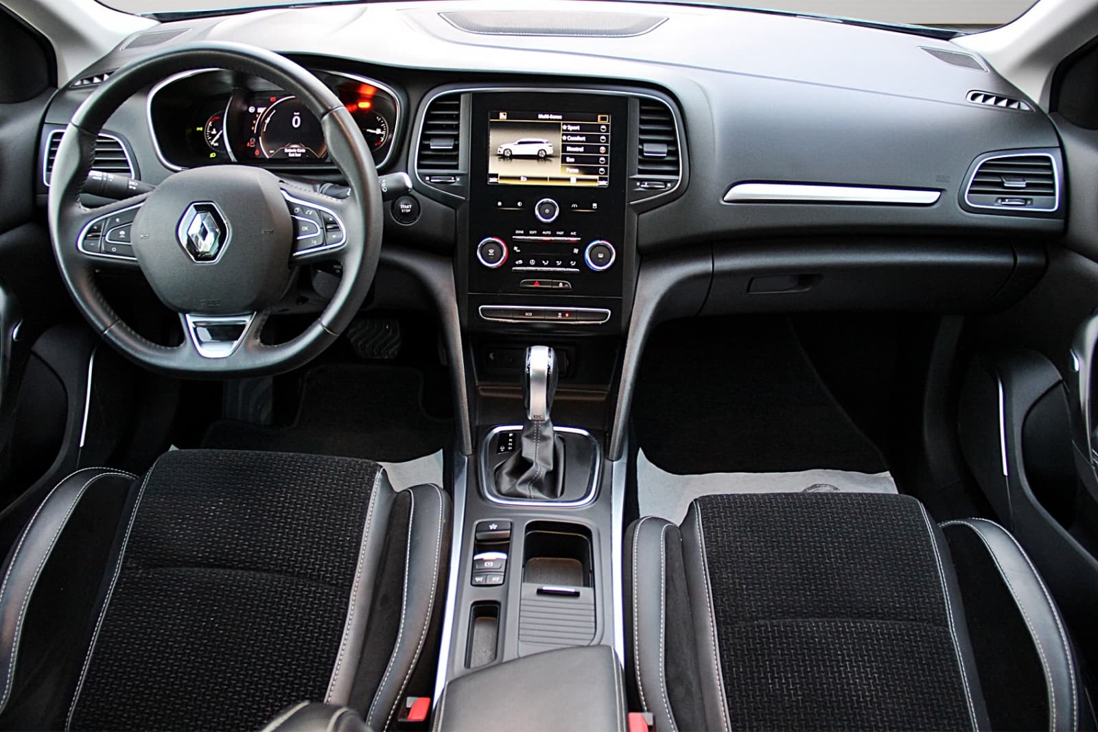 RENAULT Mégane Grandtour 1.5 dCi GT Line EDC - Bild 11