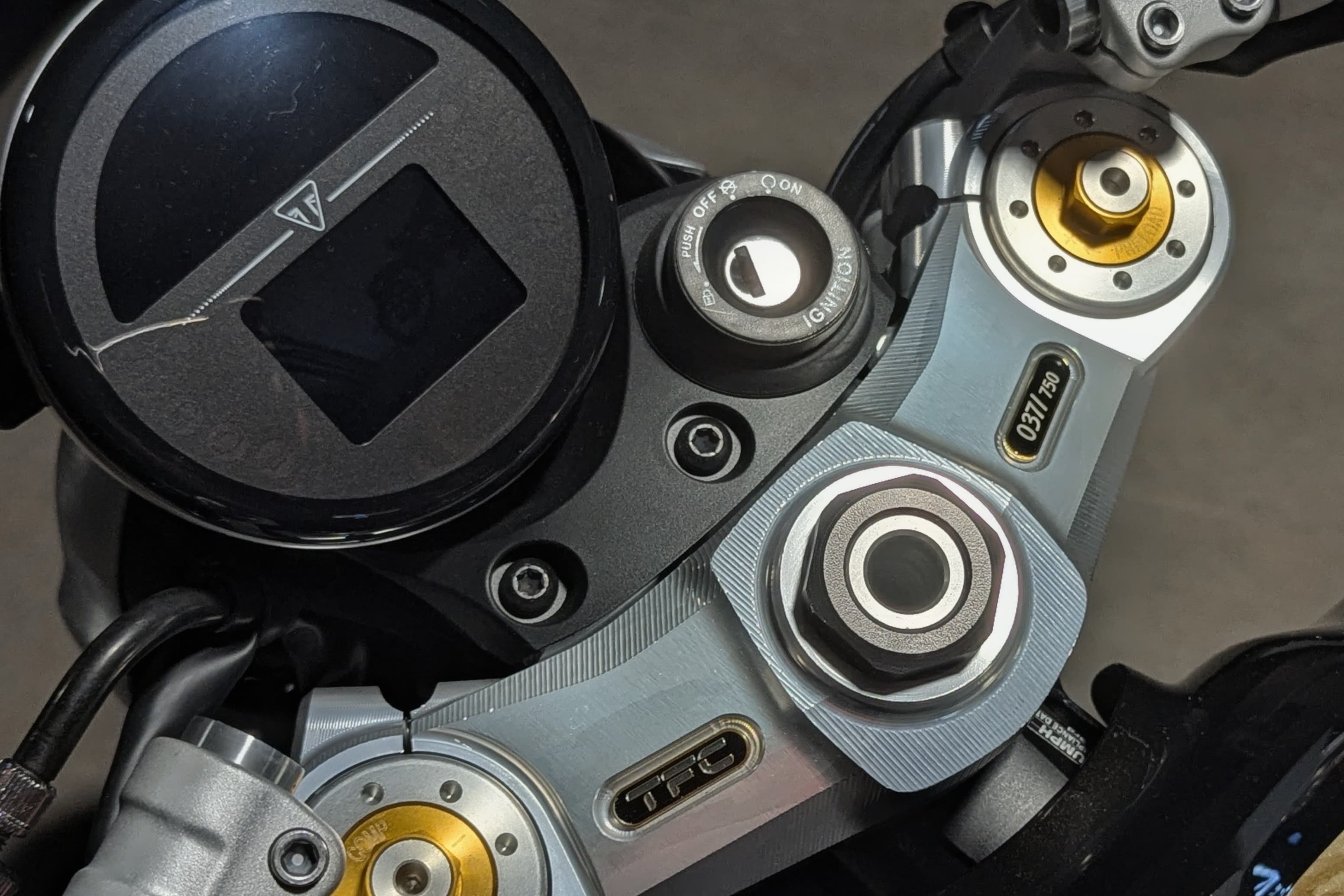 TRIUMPH Speed Twin 1200 TFC (Nr. 37 von 750 Weltweit) - Bild 11