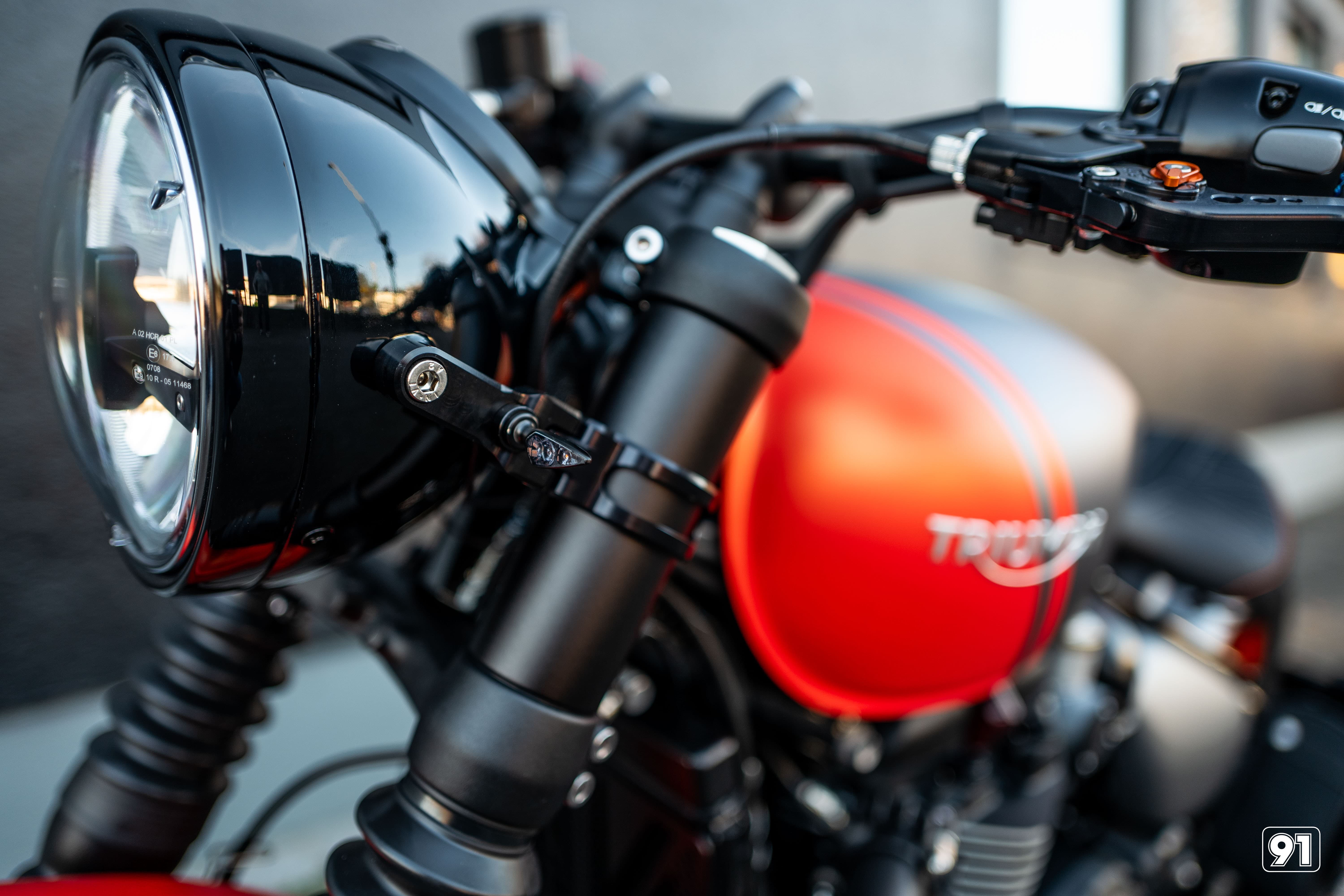 TRIUMPH Bonneville 1200  Bobber - Bild 8