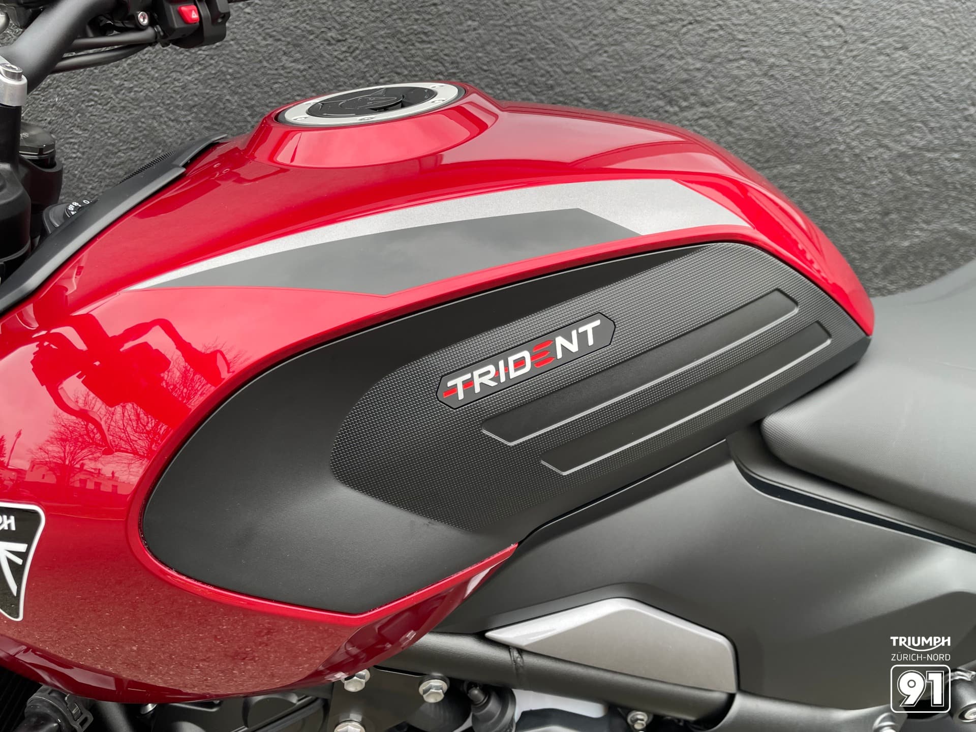 TRIUMPH TRIUMPH TRIDENT 800 - Bild 6