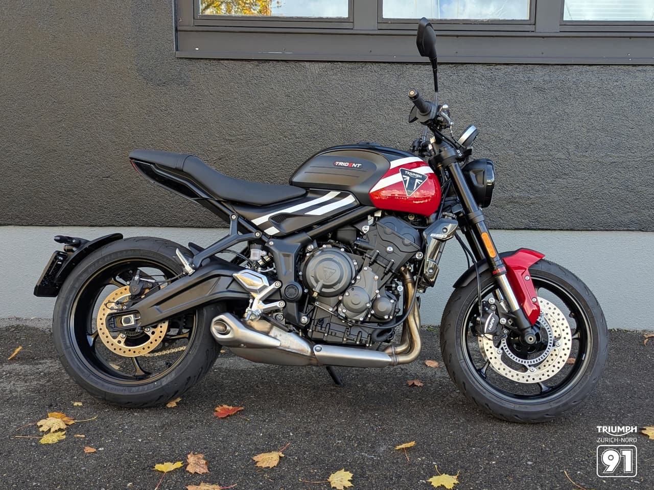 TRIUMPH Trident 660