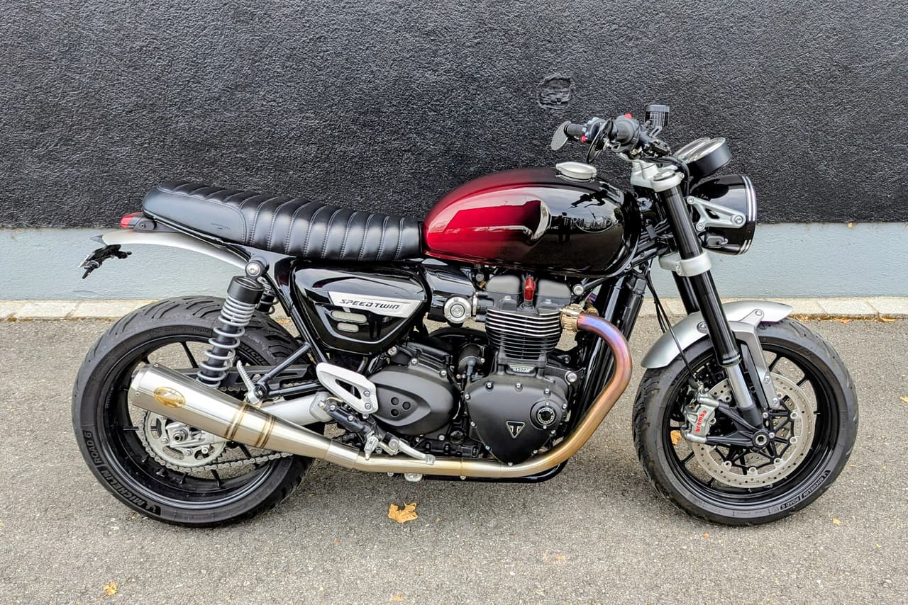 TRIUMPH Speed Twin 1200