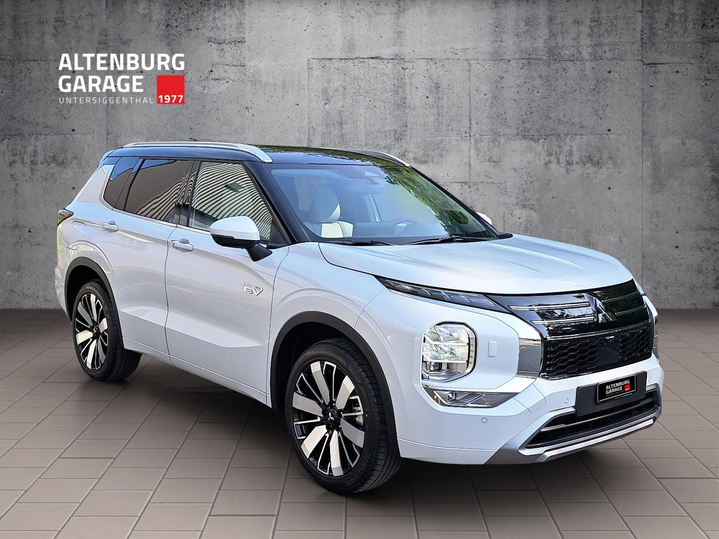 MITSUBISHI Outlander 2.4 PHEV Instyle 4x4 - Bild 7